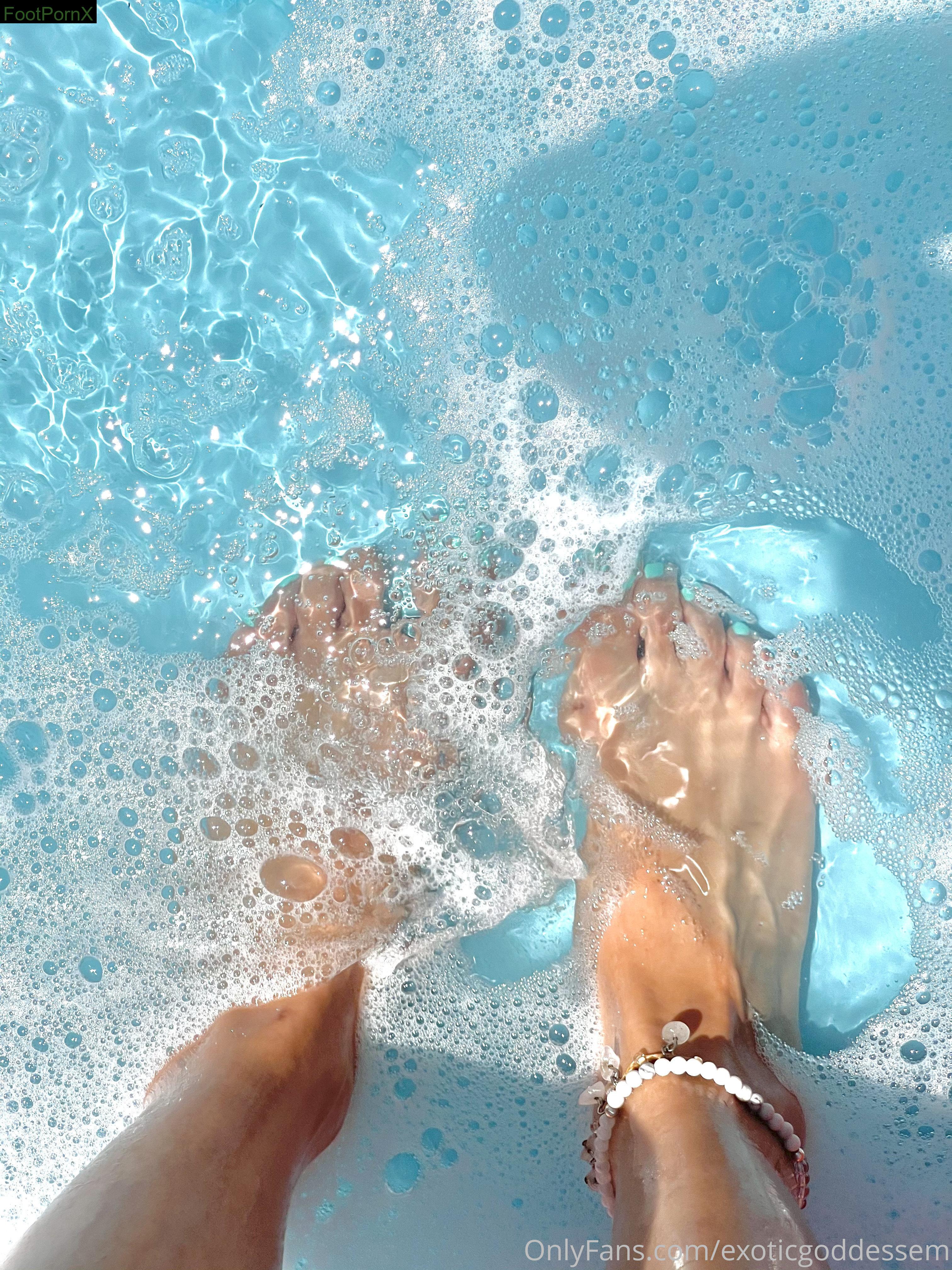 exoticgoddessem feet