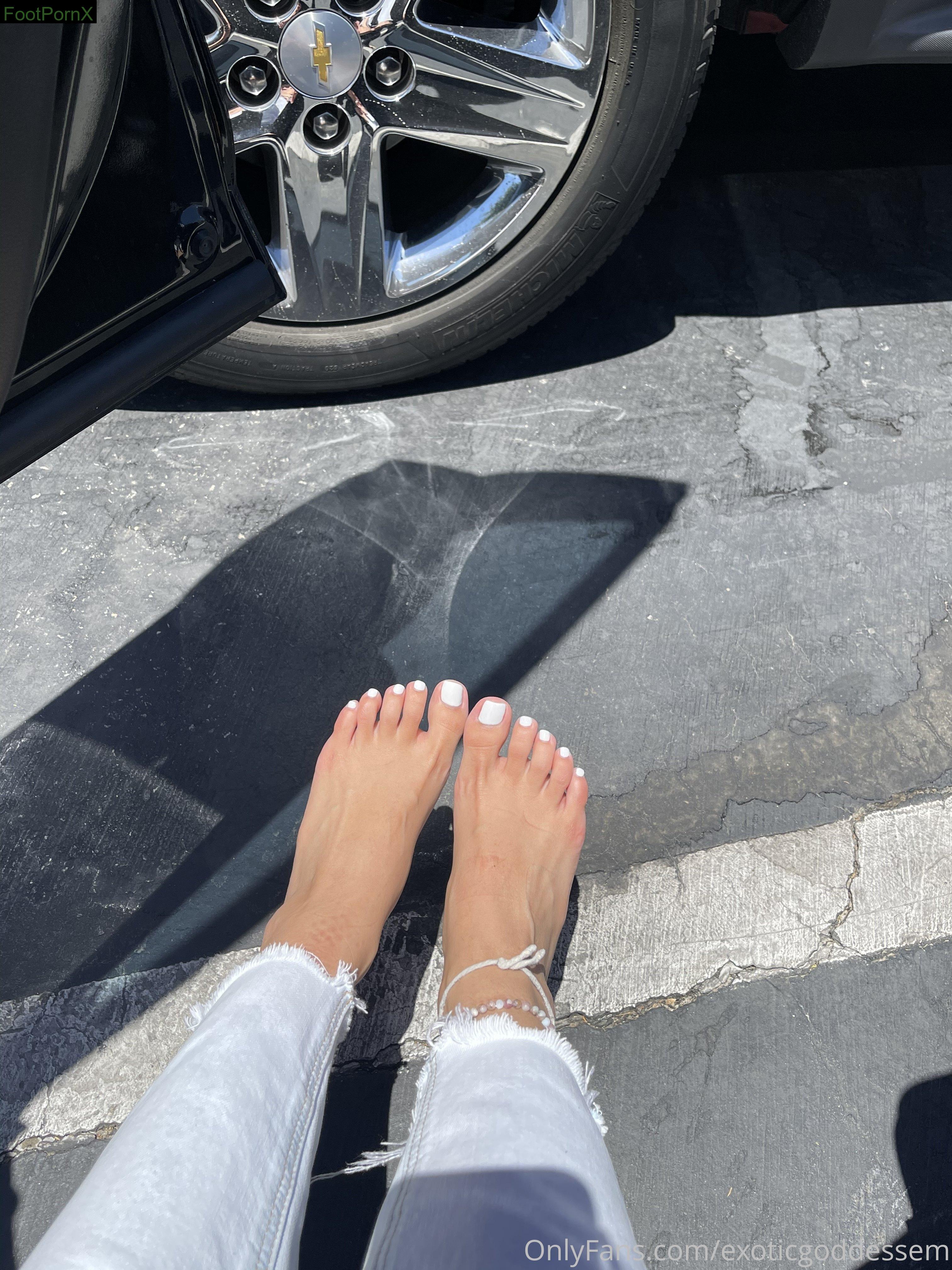 exoticgoddessem feet