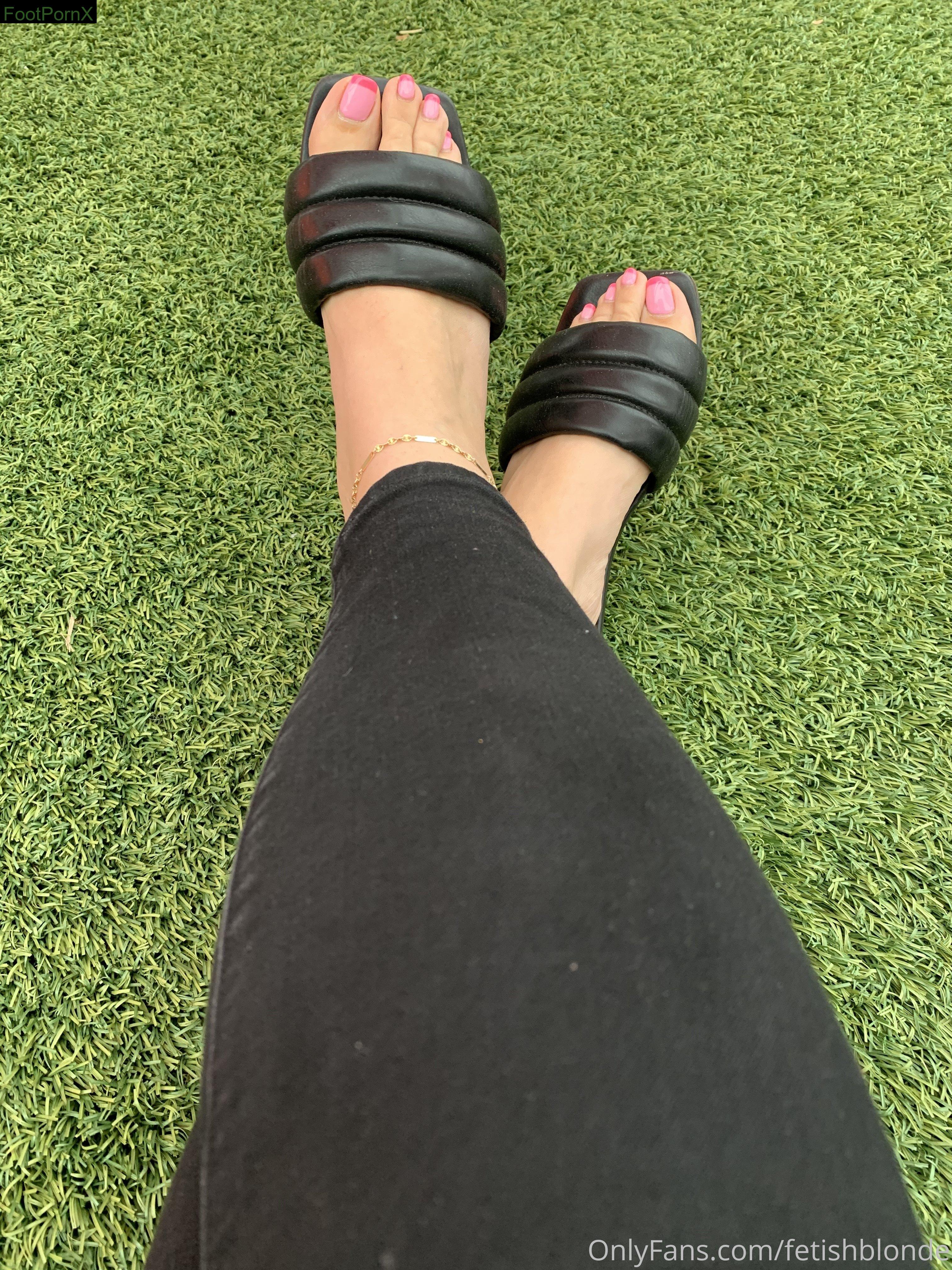 fetishblonde feet