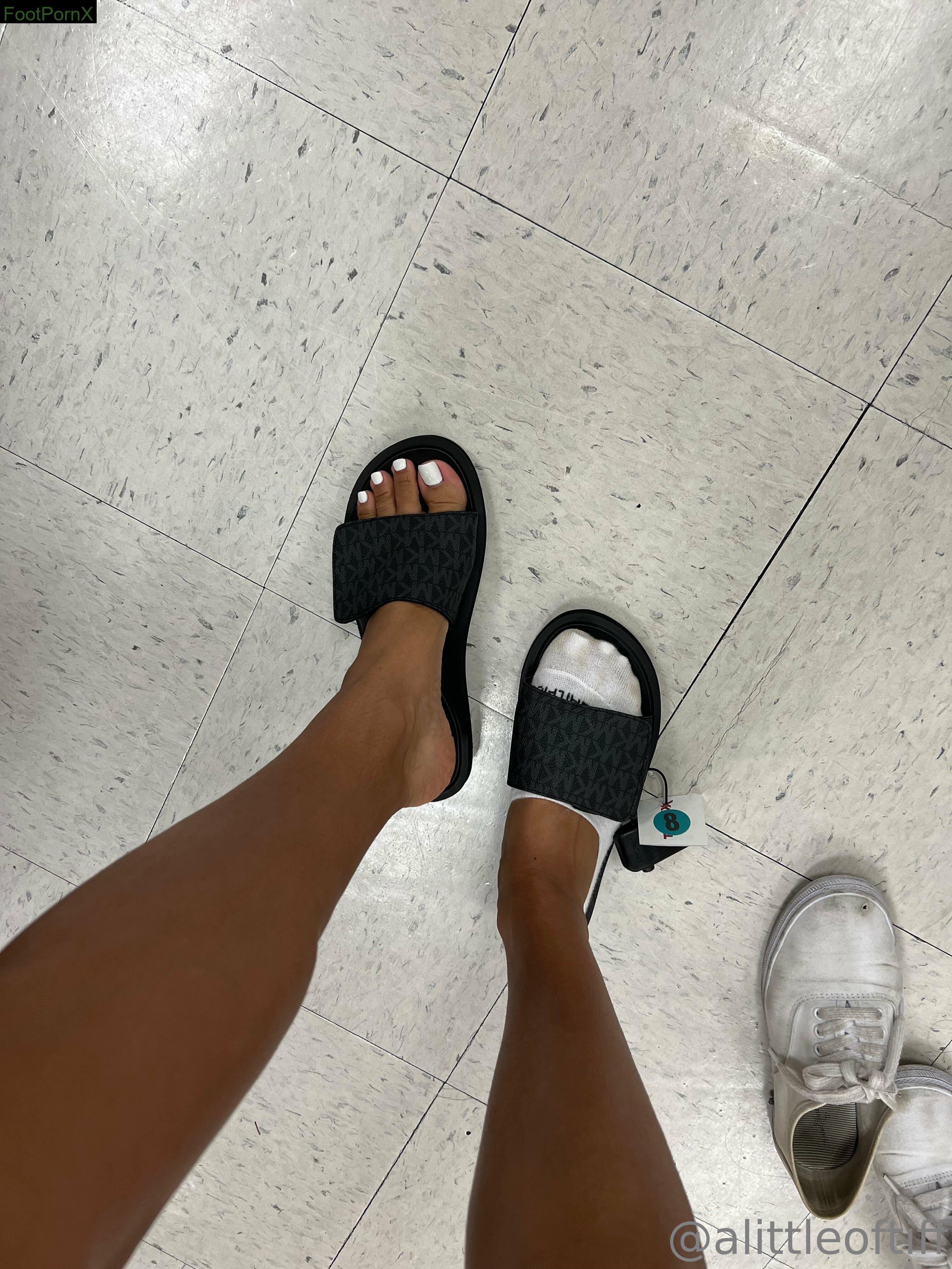 alittleoftiff feet