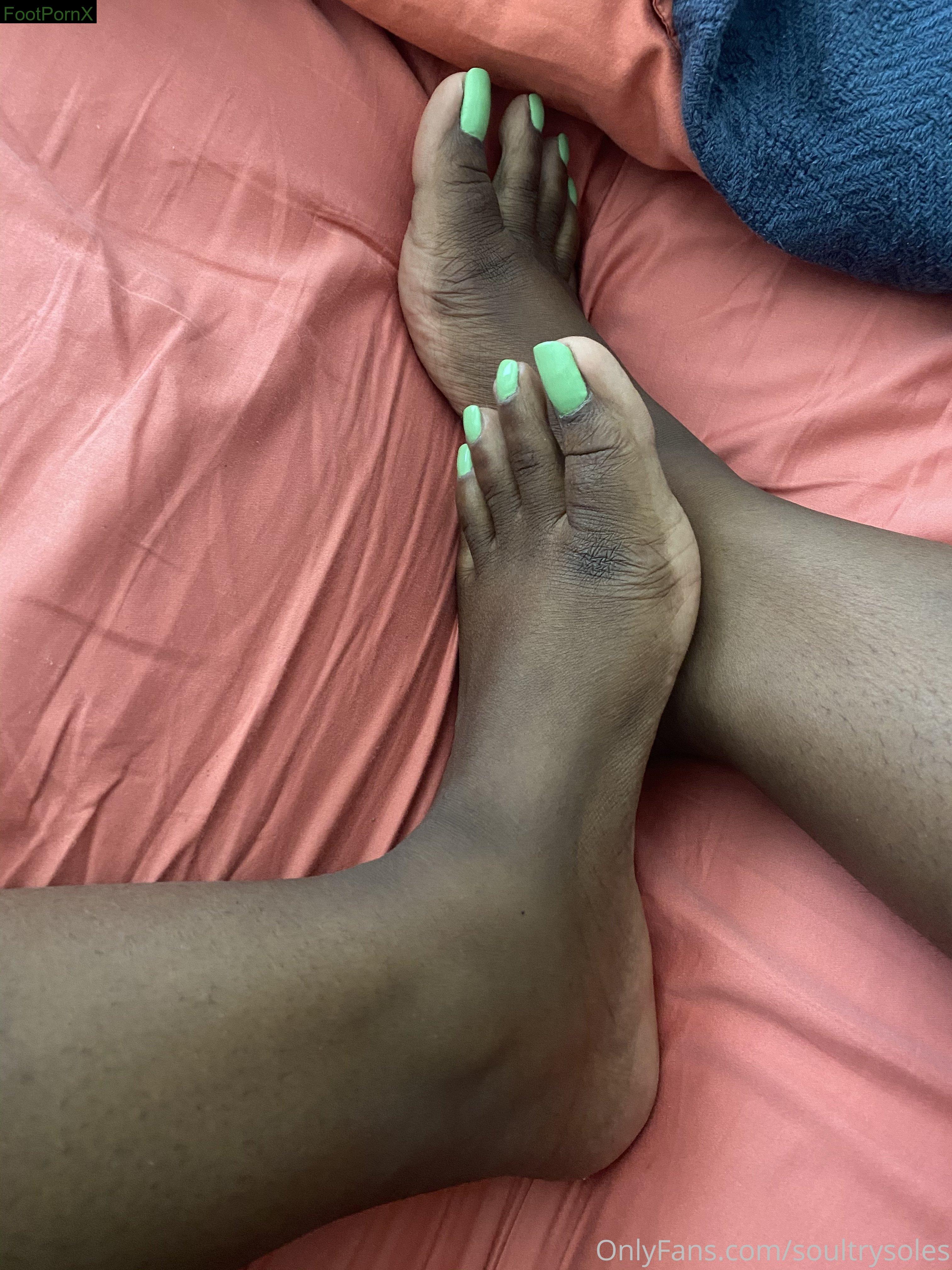 sultry-sultana feet