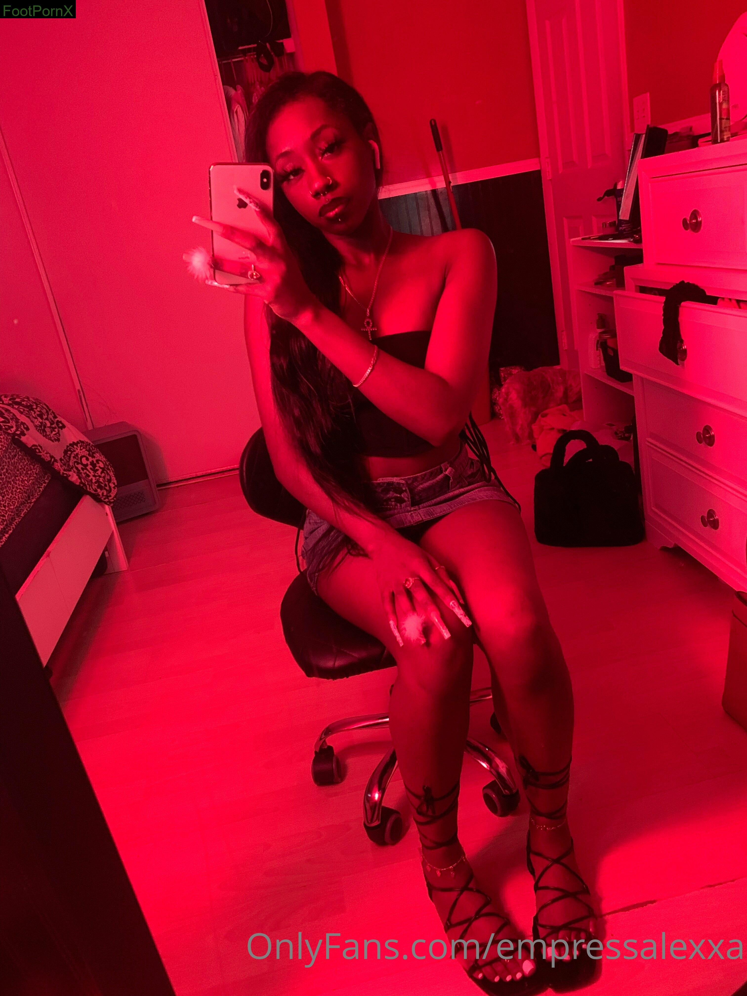 empressalexxa feet