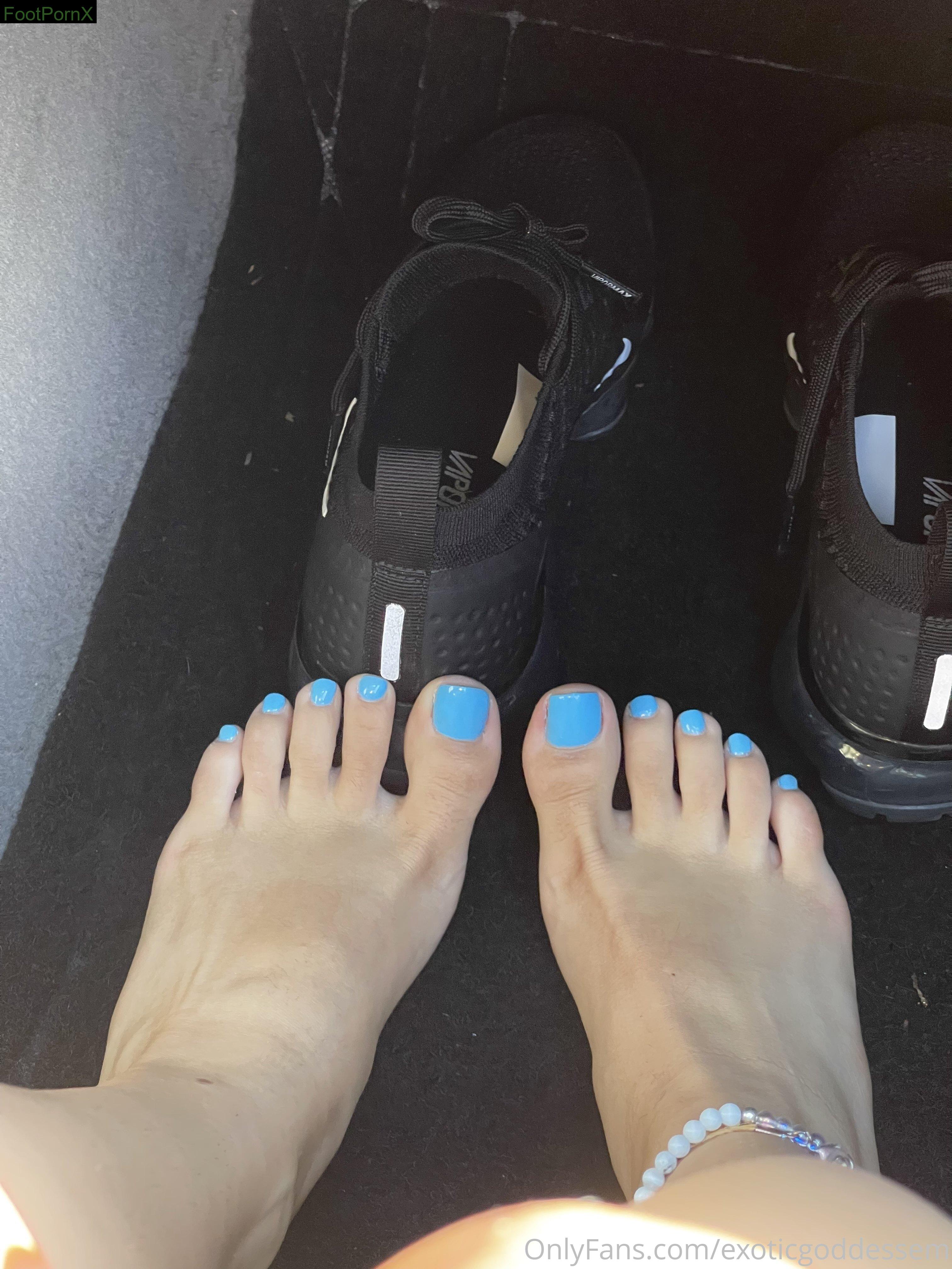 exoticgoddessem feet