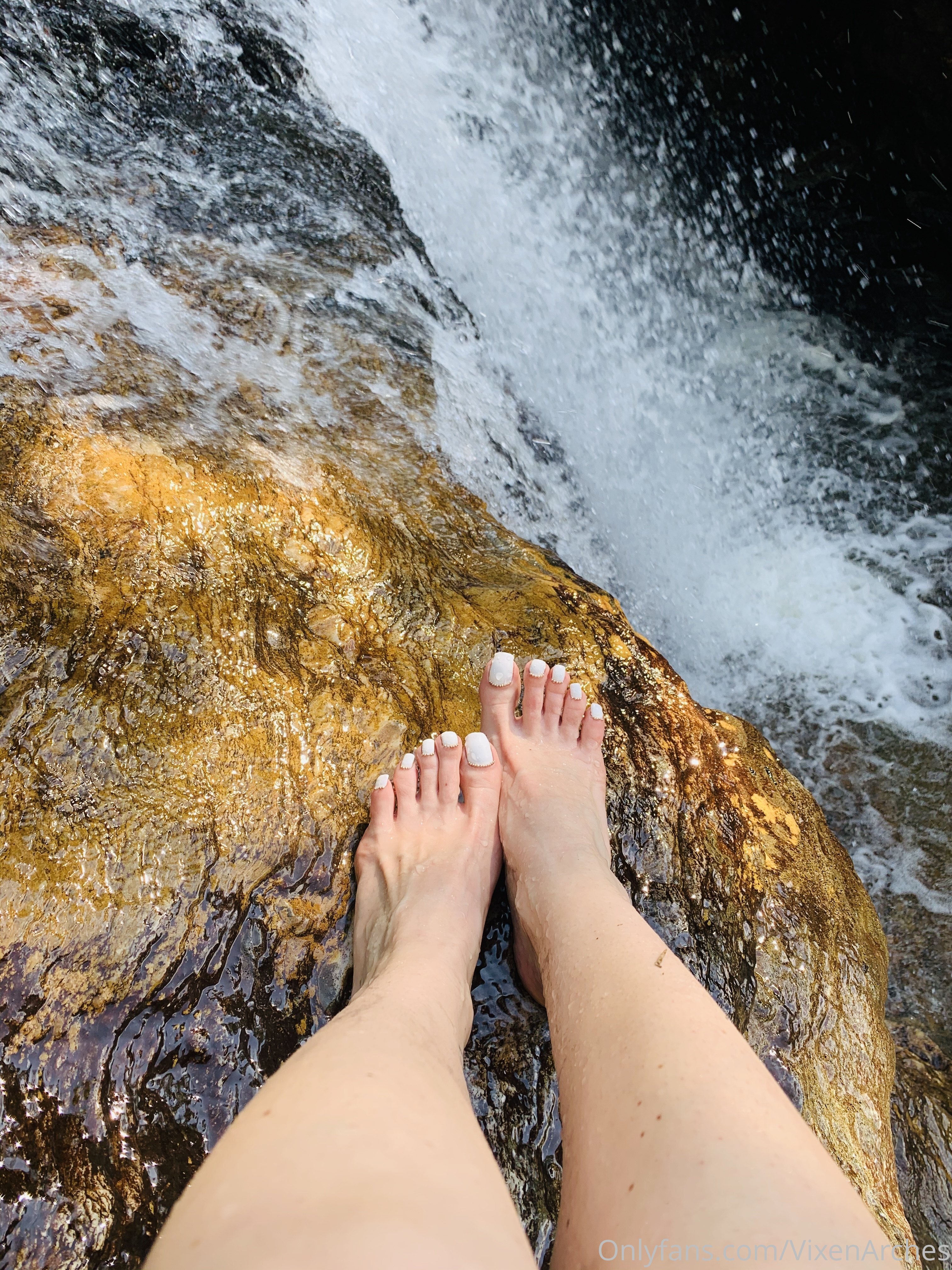 vixenarches feet