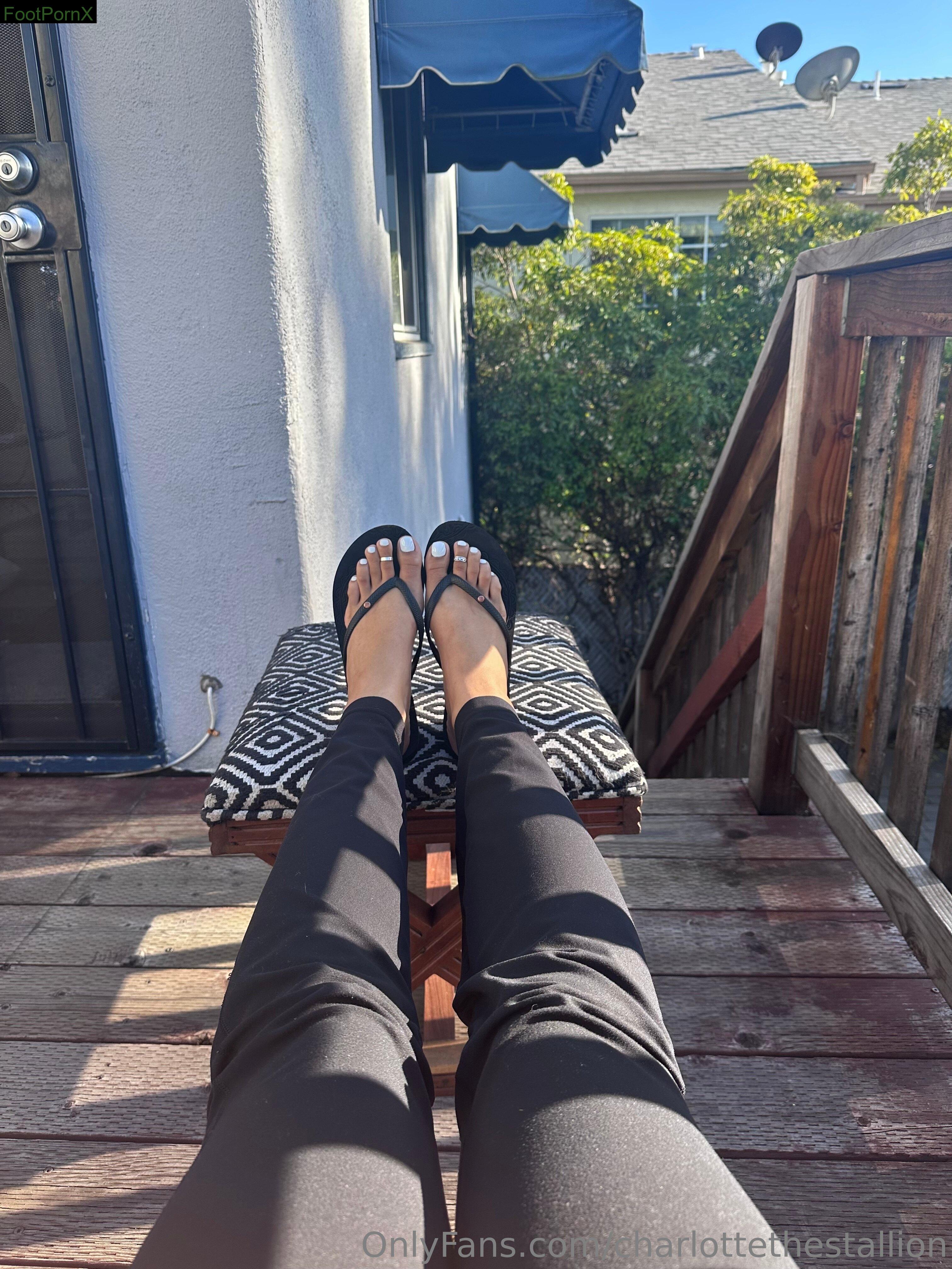 charlottethestallion feet