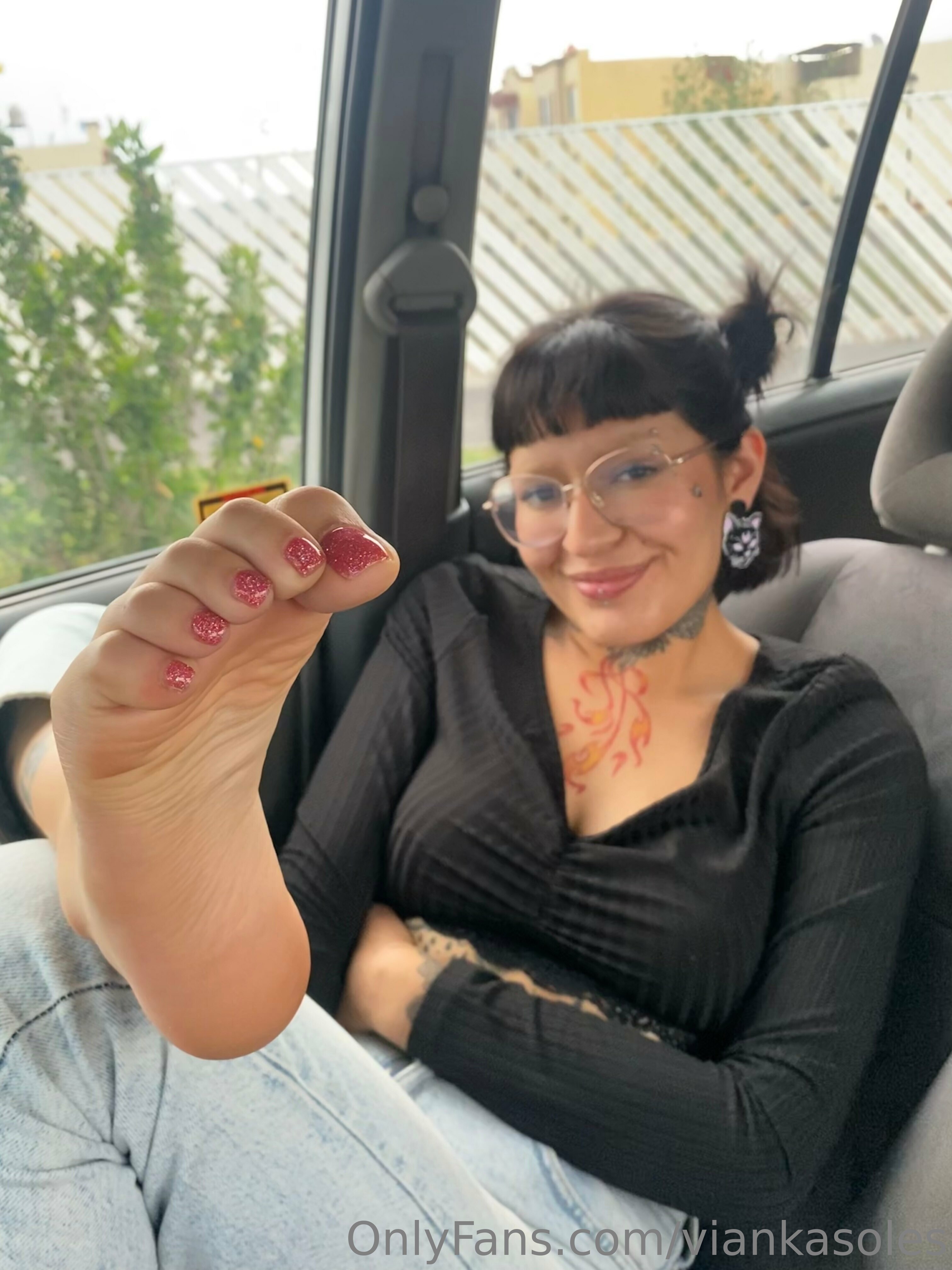 viankasoles feet