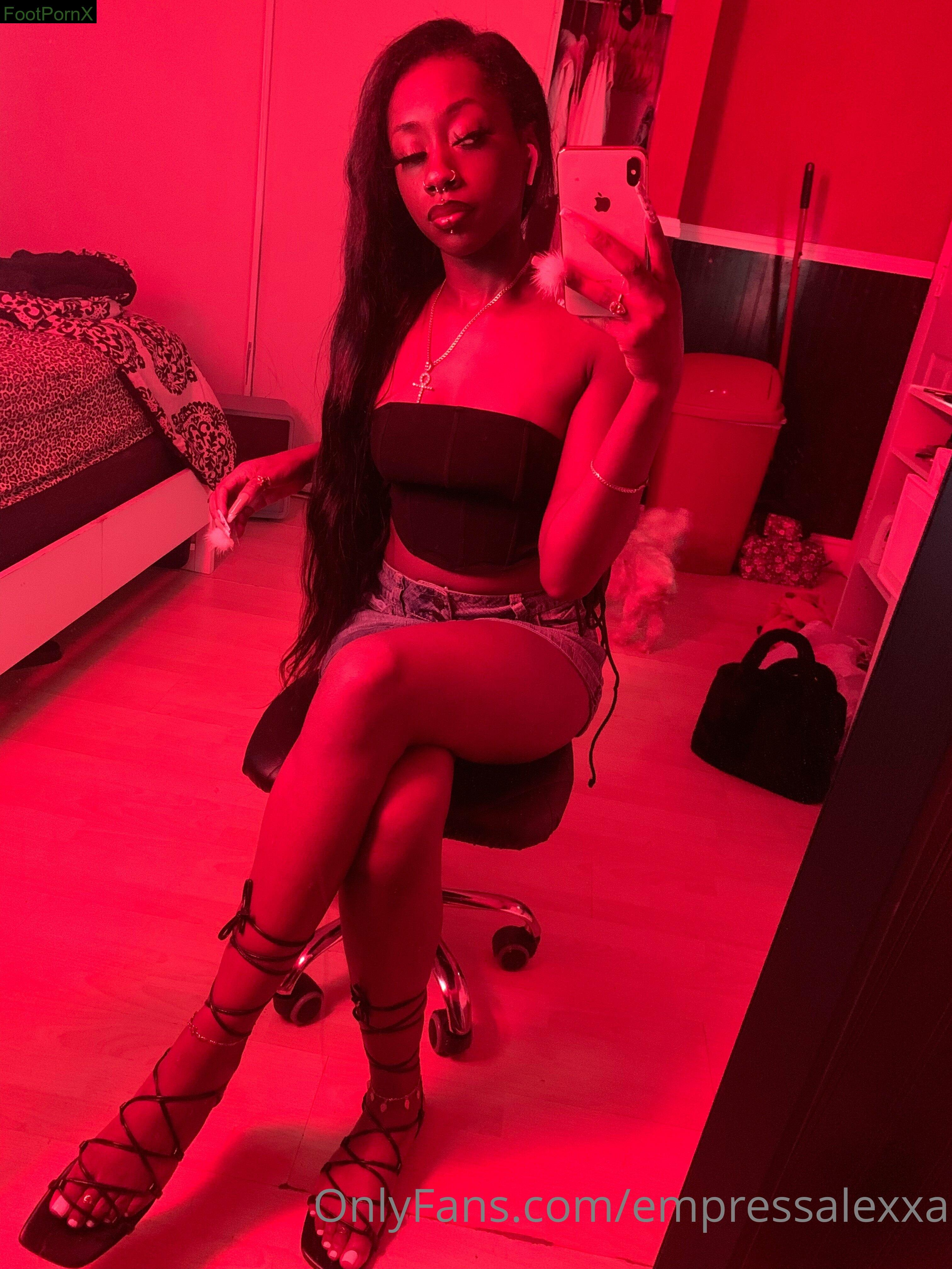 empressalexxa feet