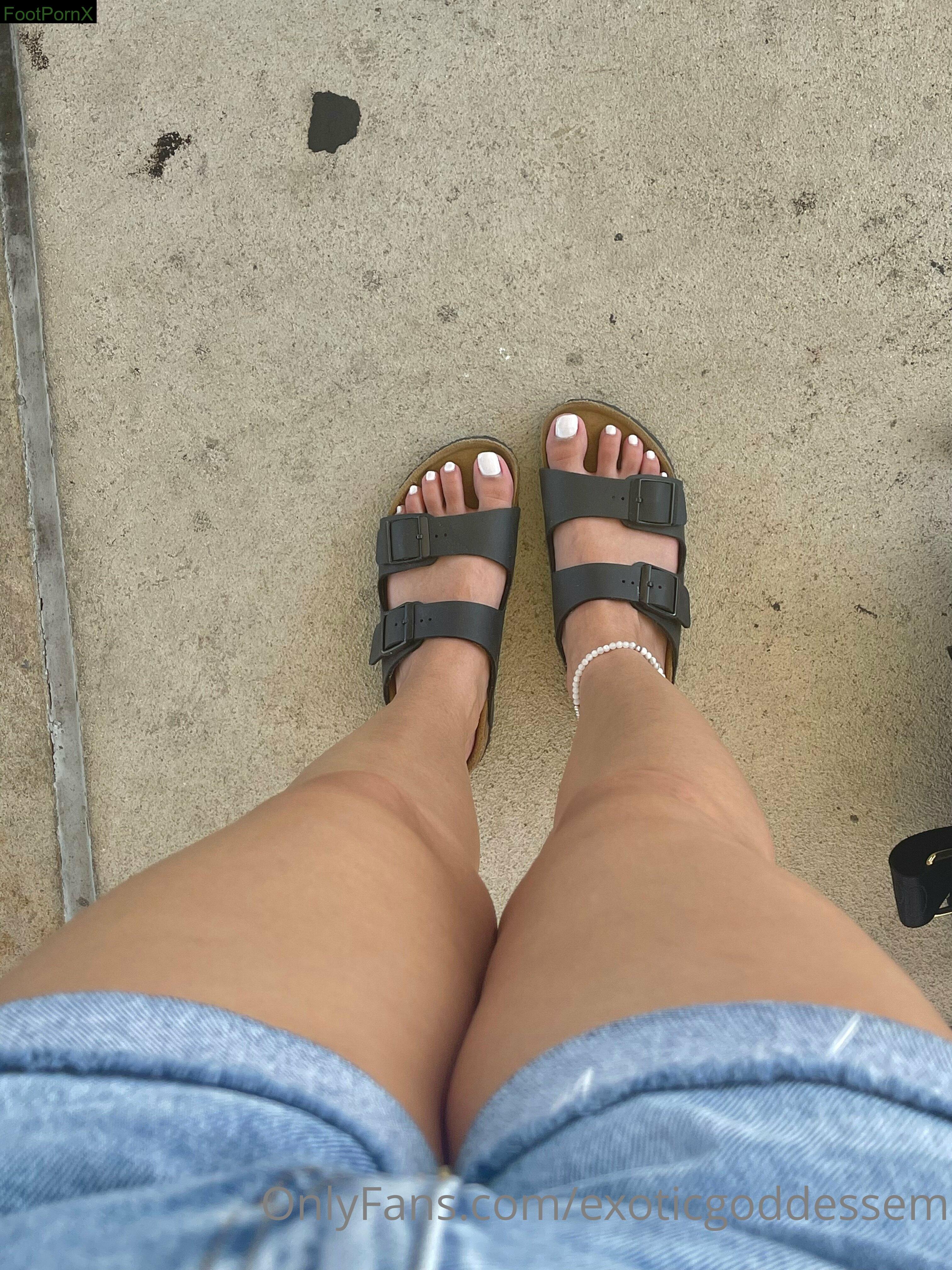 exoticgoddessem feet