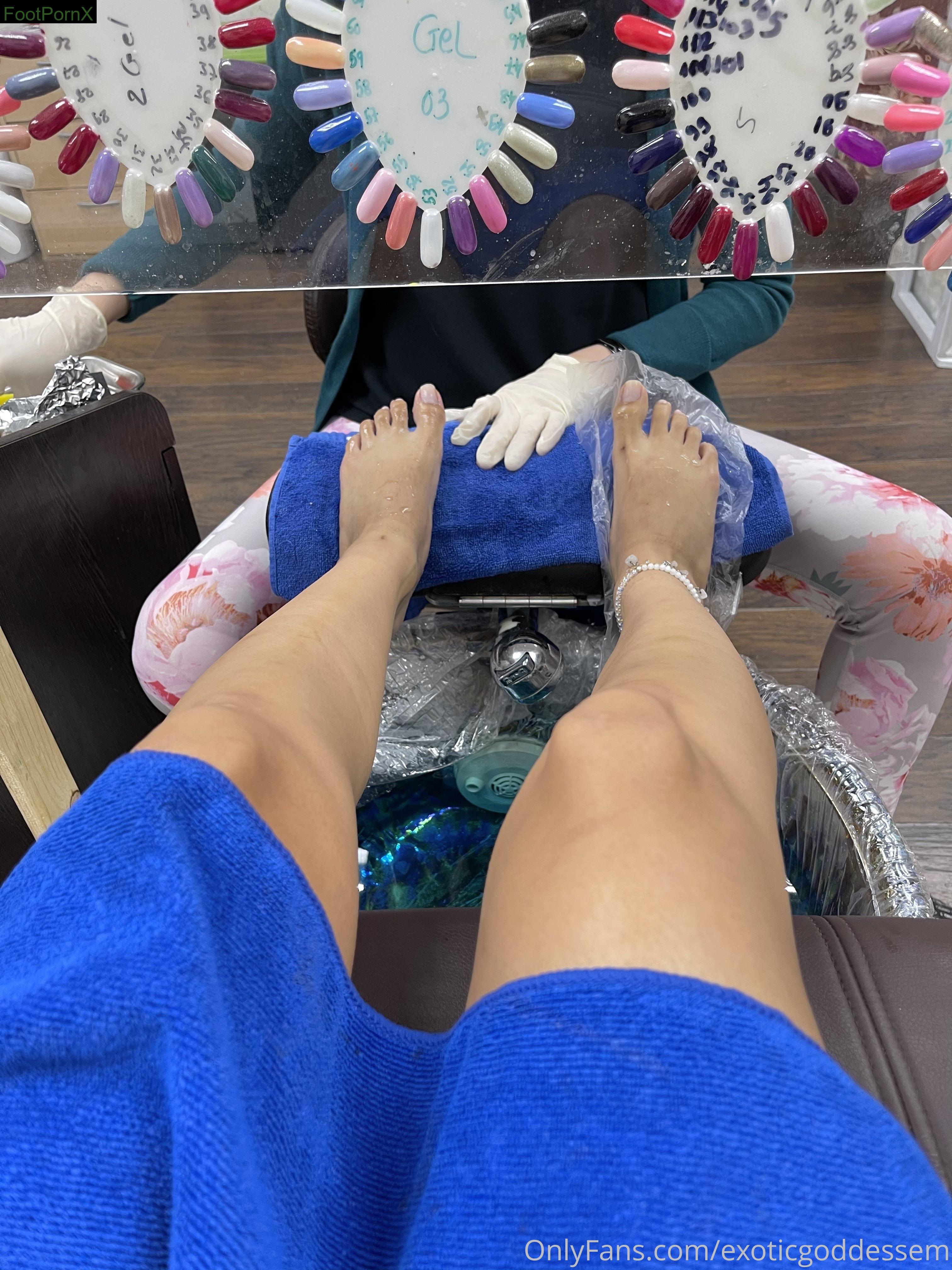 exoticgoddessem feet