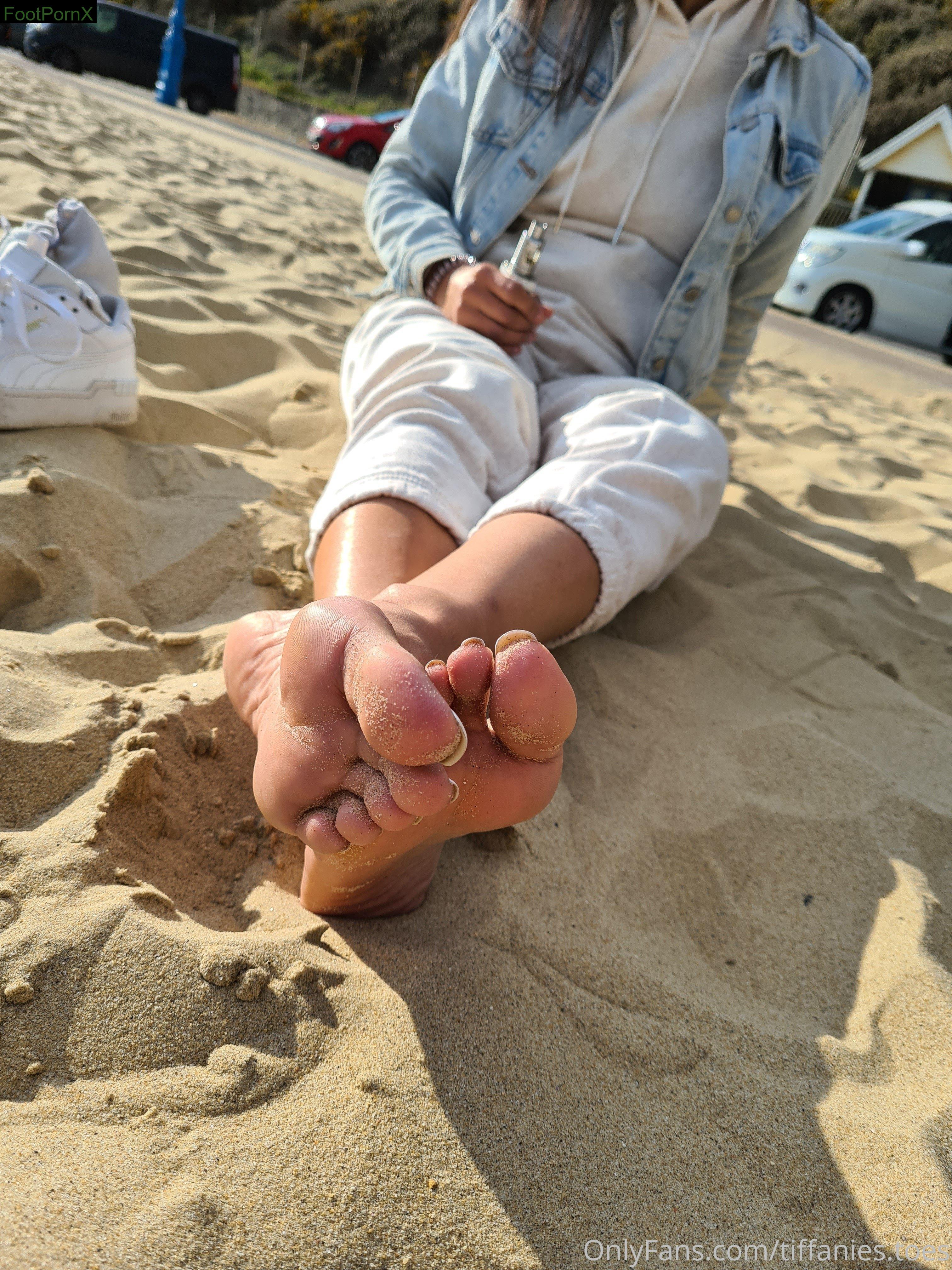 tiffanies.toes feet