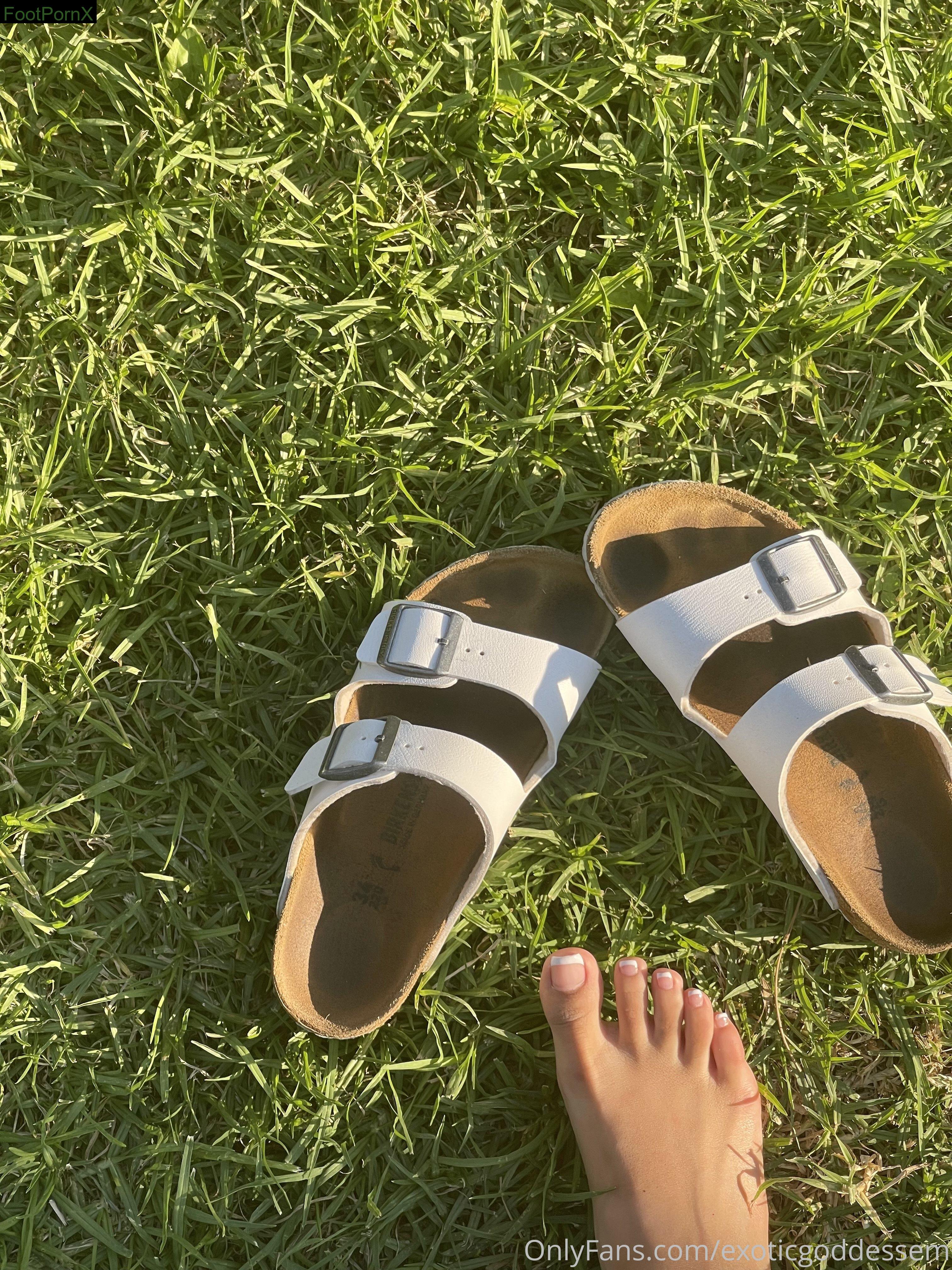 exoticgoddessem feet