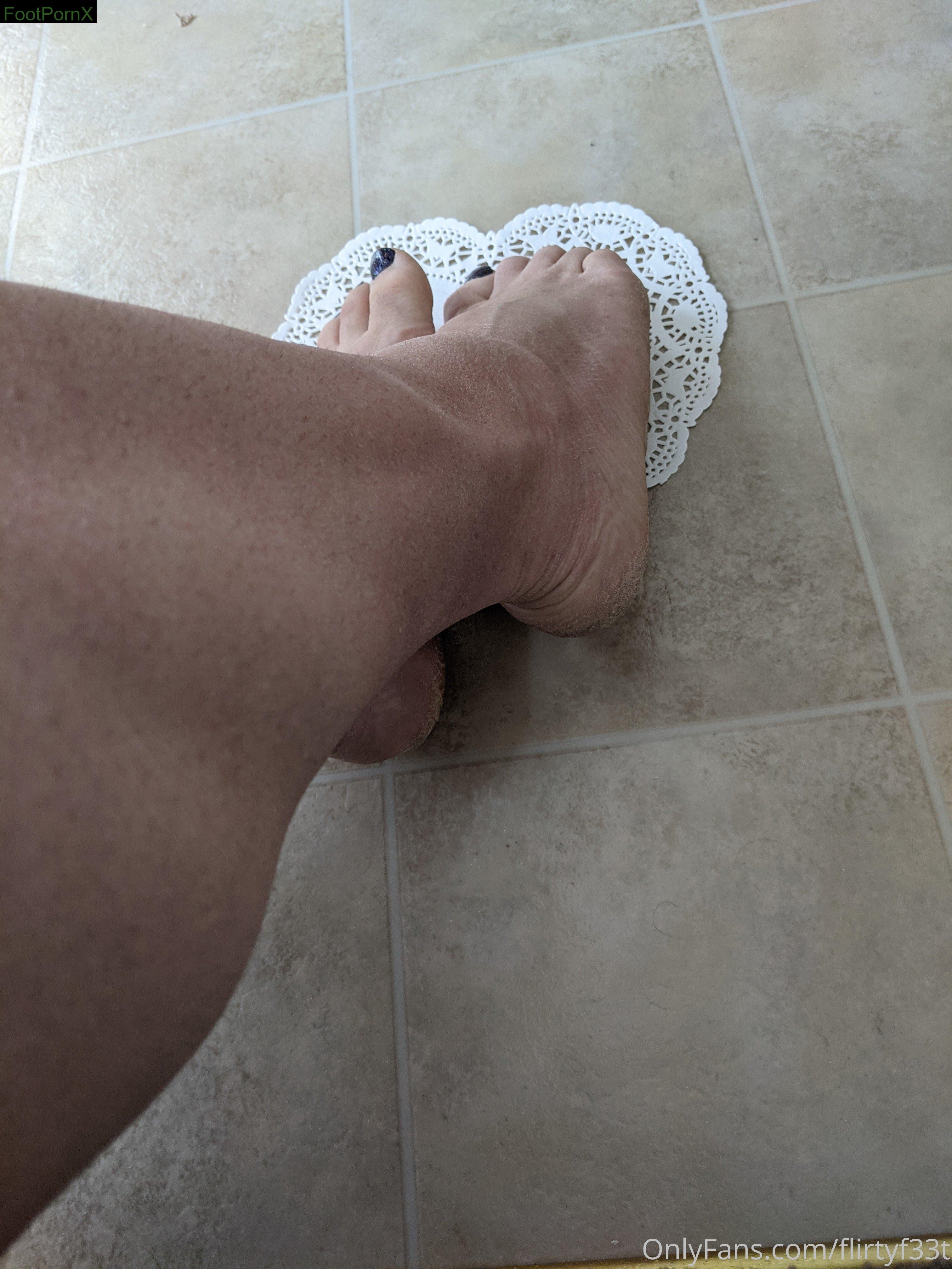 flirtyf33t feet