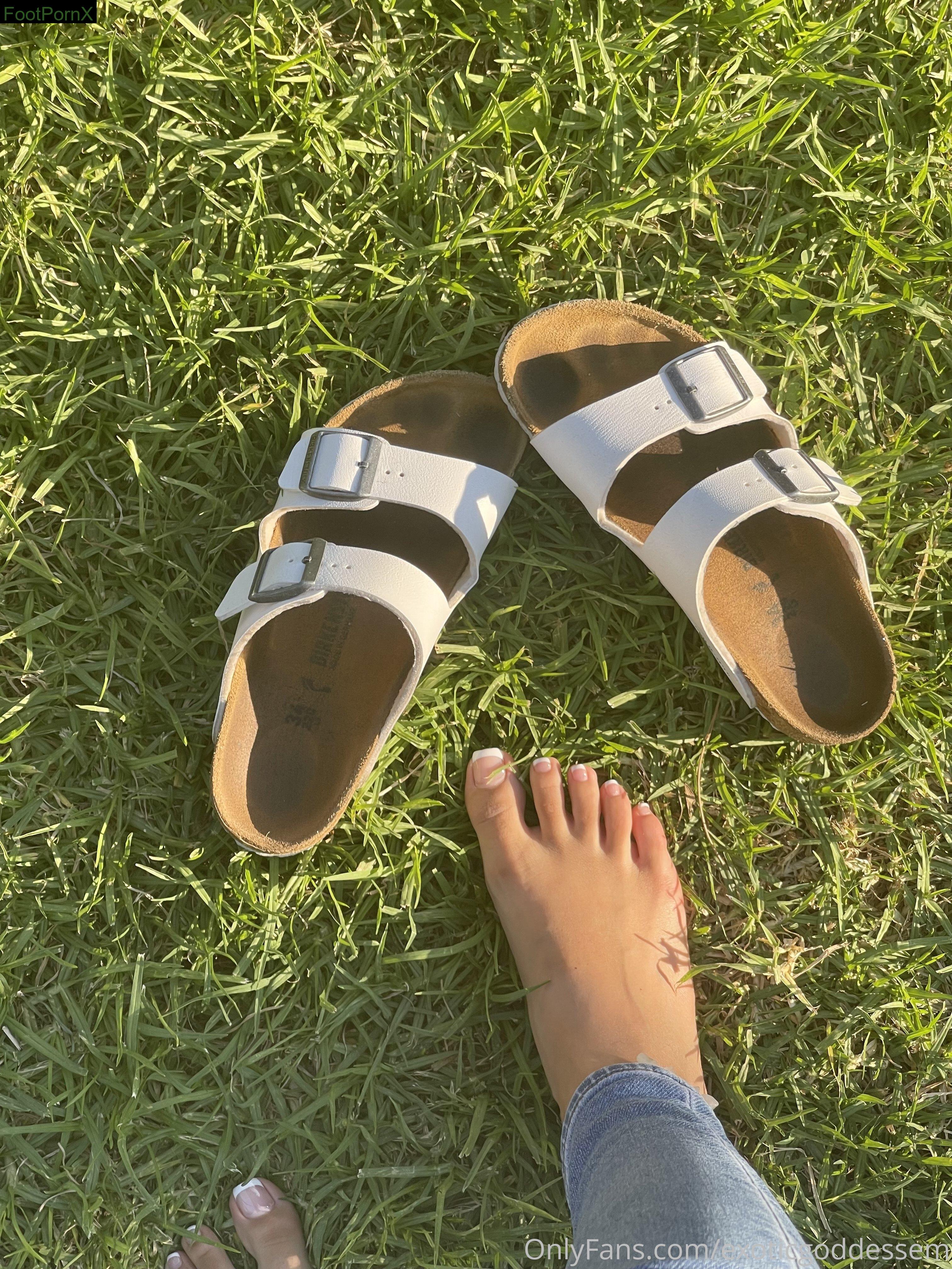 exoticgoddessem feet