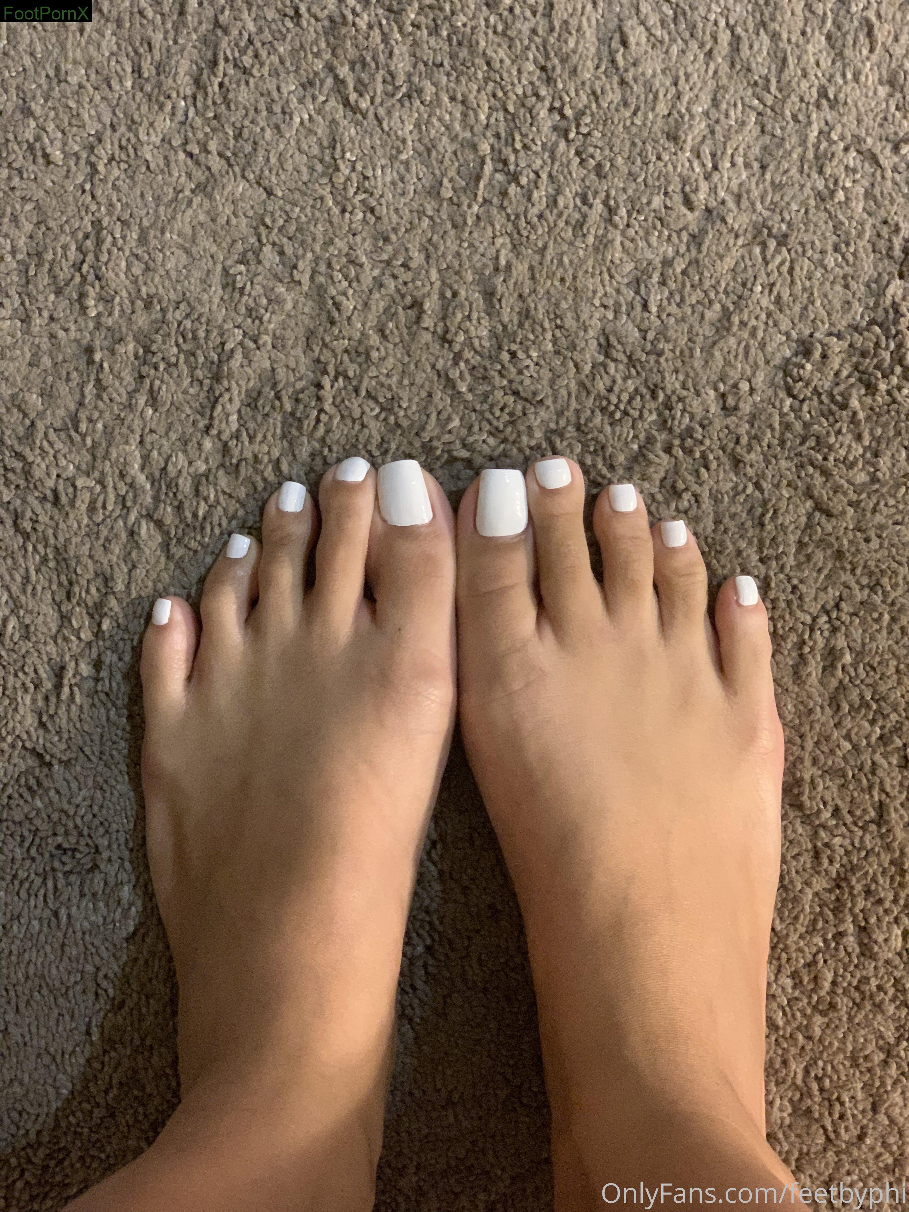 feetbyphi feet