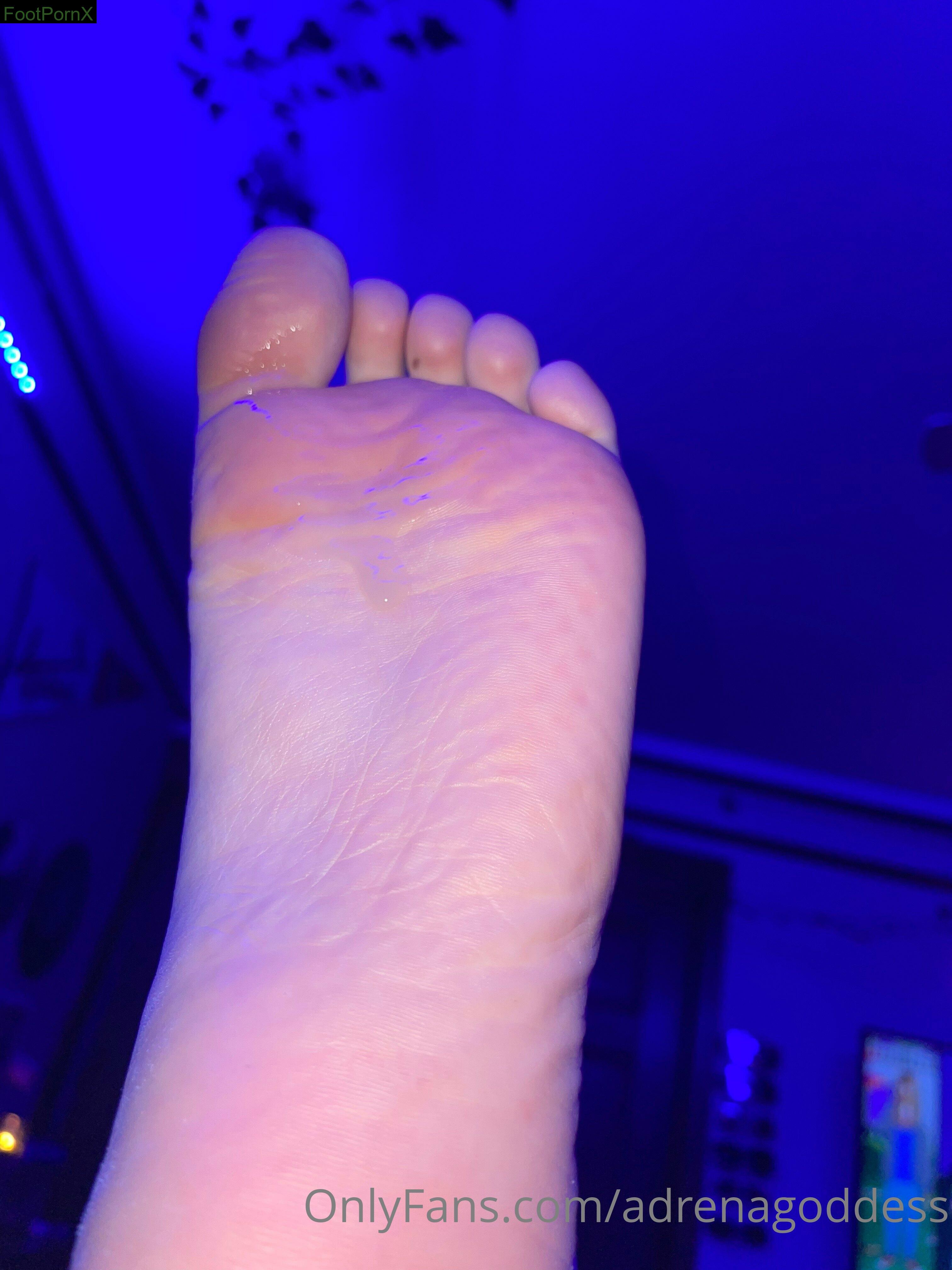 adrenagoddess feet