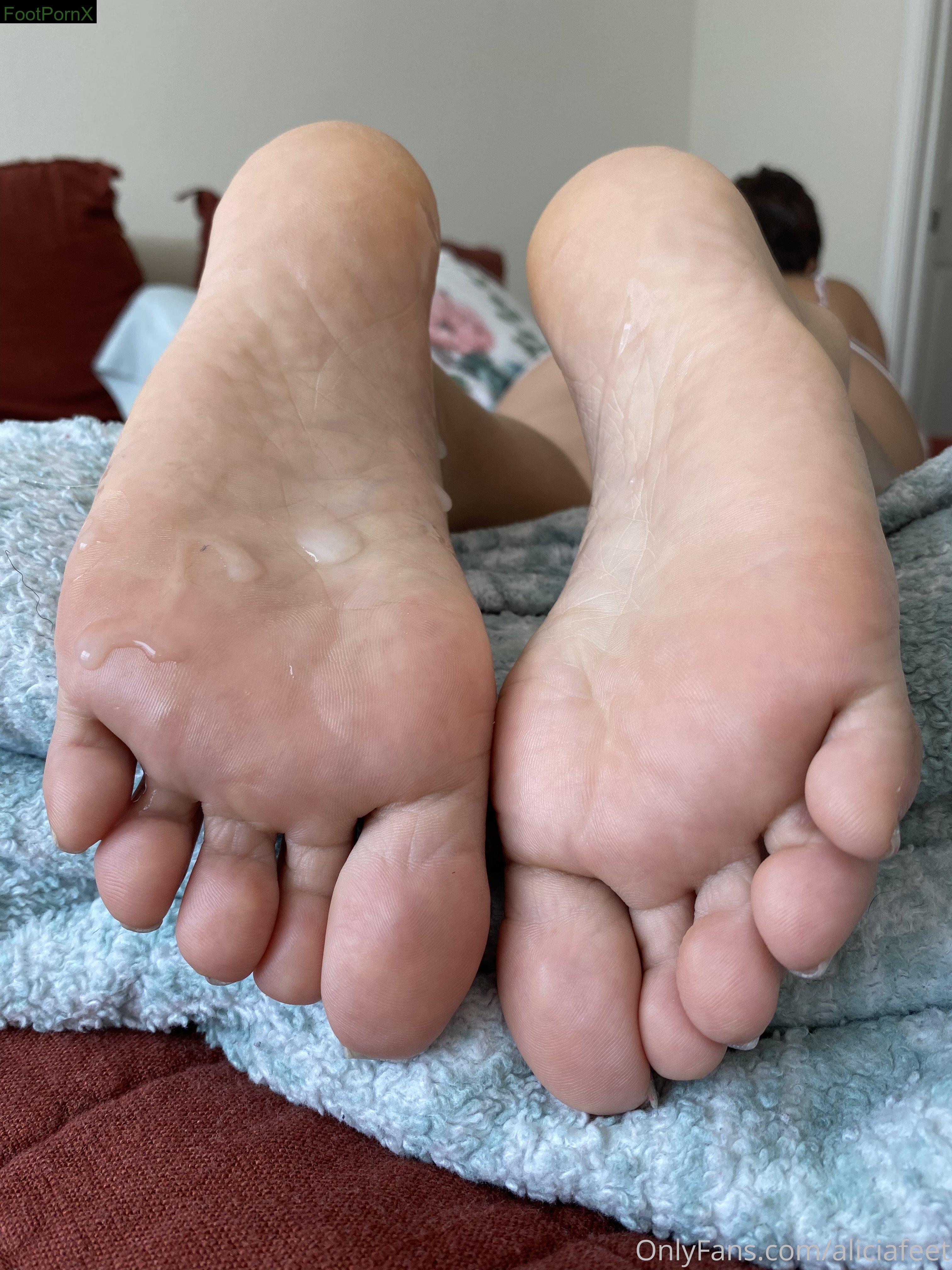 aliciafeet feet