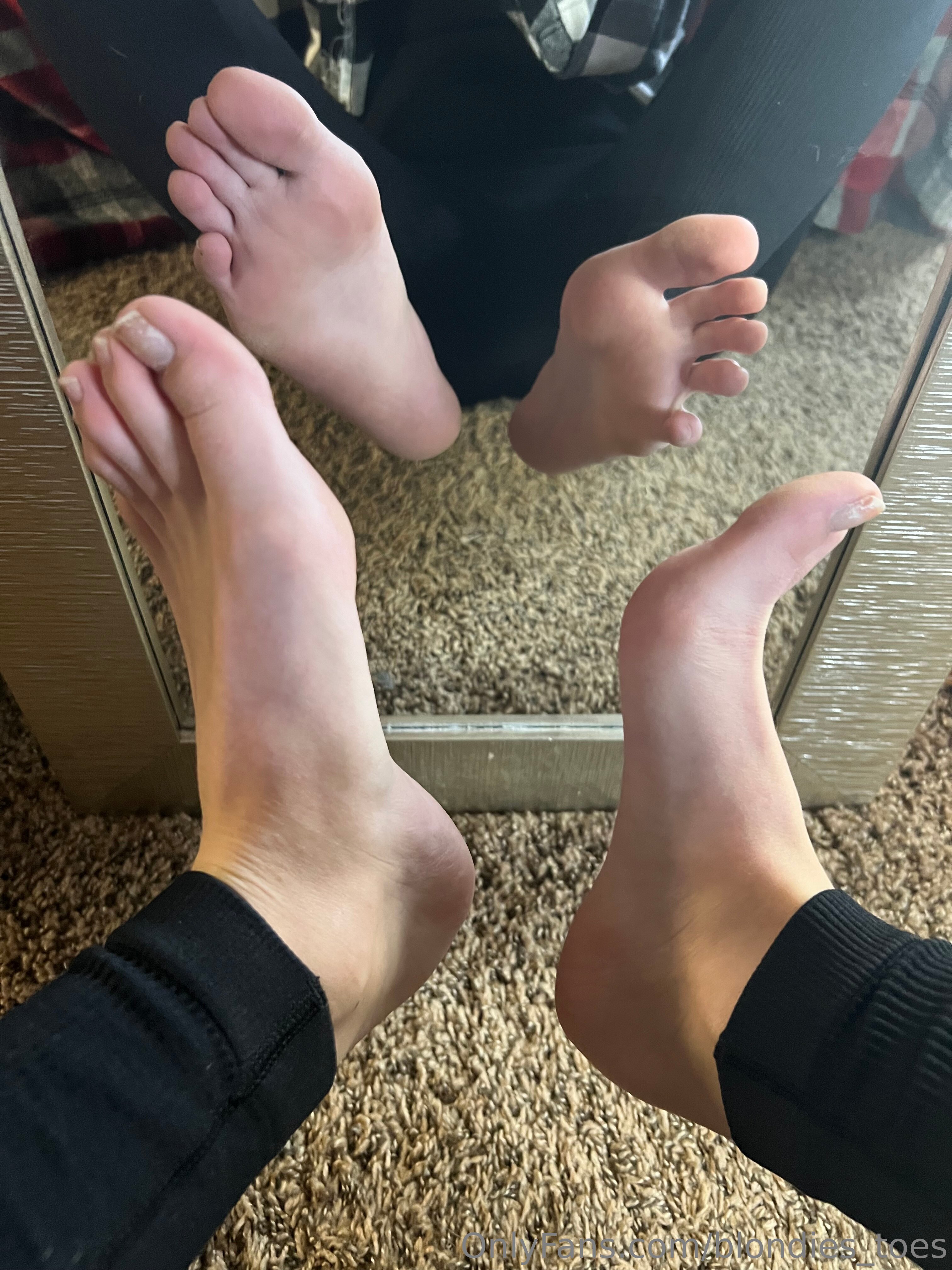 brees_feet1 feet