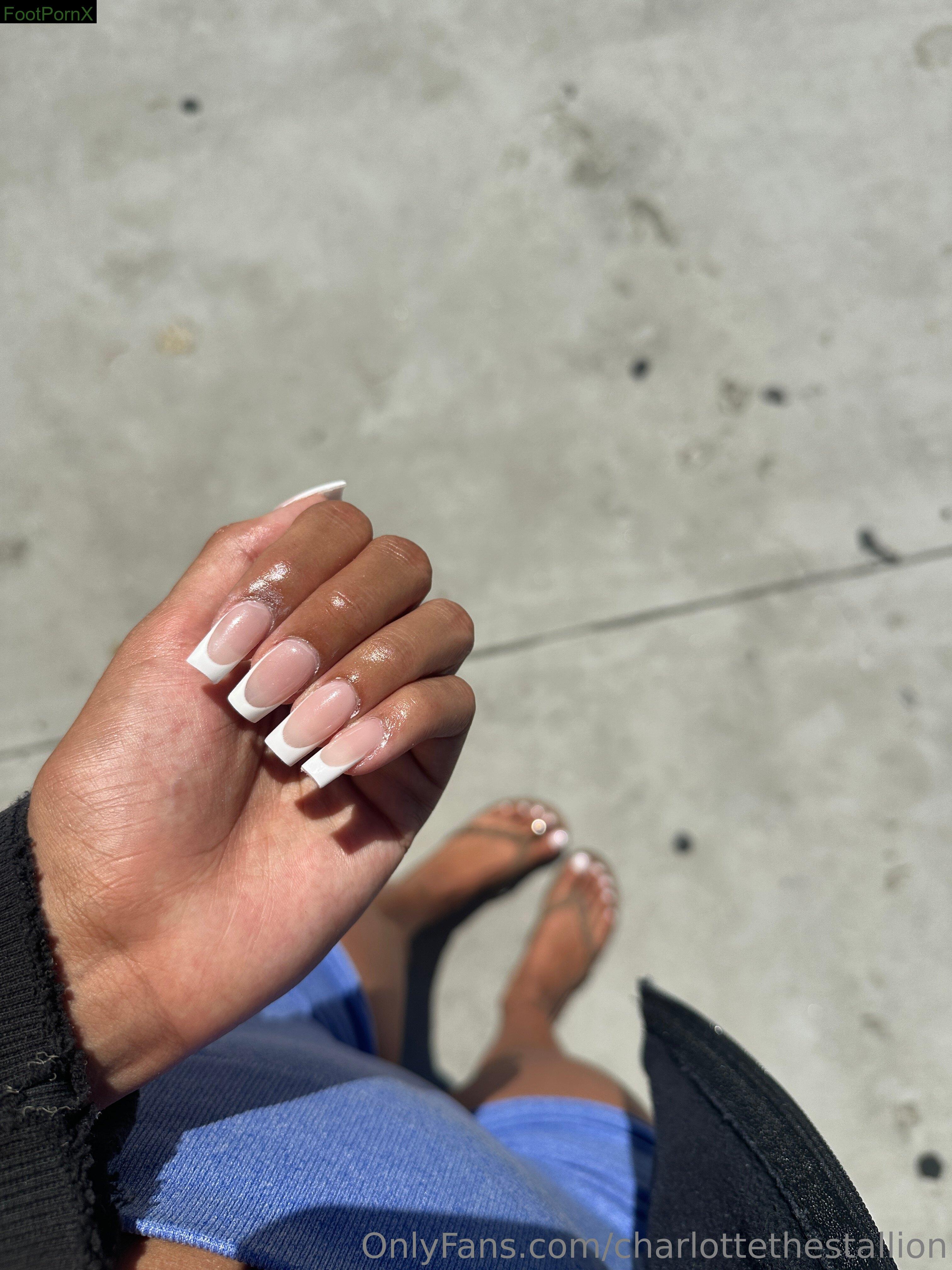 charlottethestallion feet