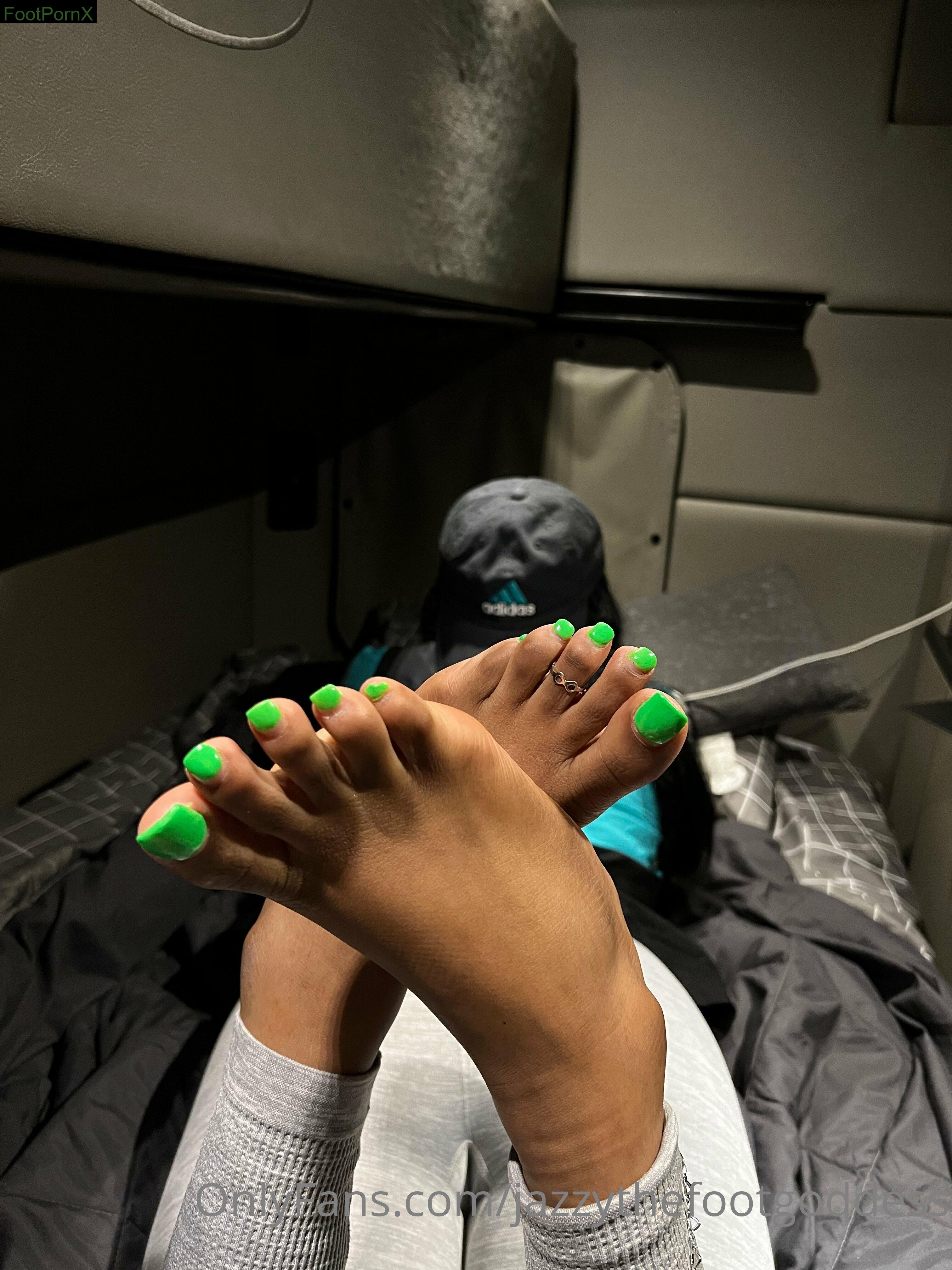 jazzythefootgoddess feet