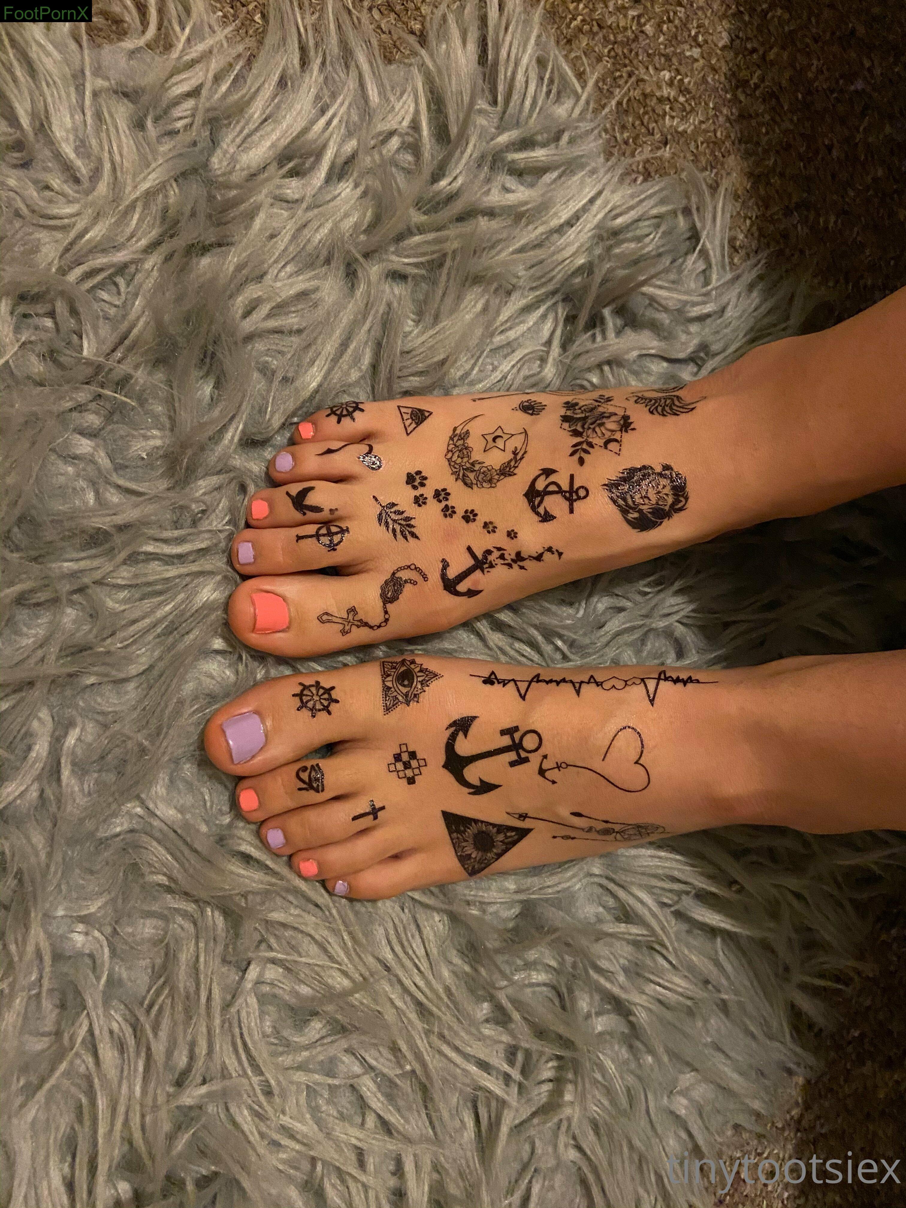 tinytootsiex feet