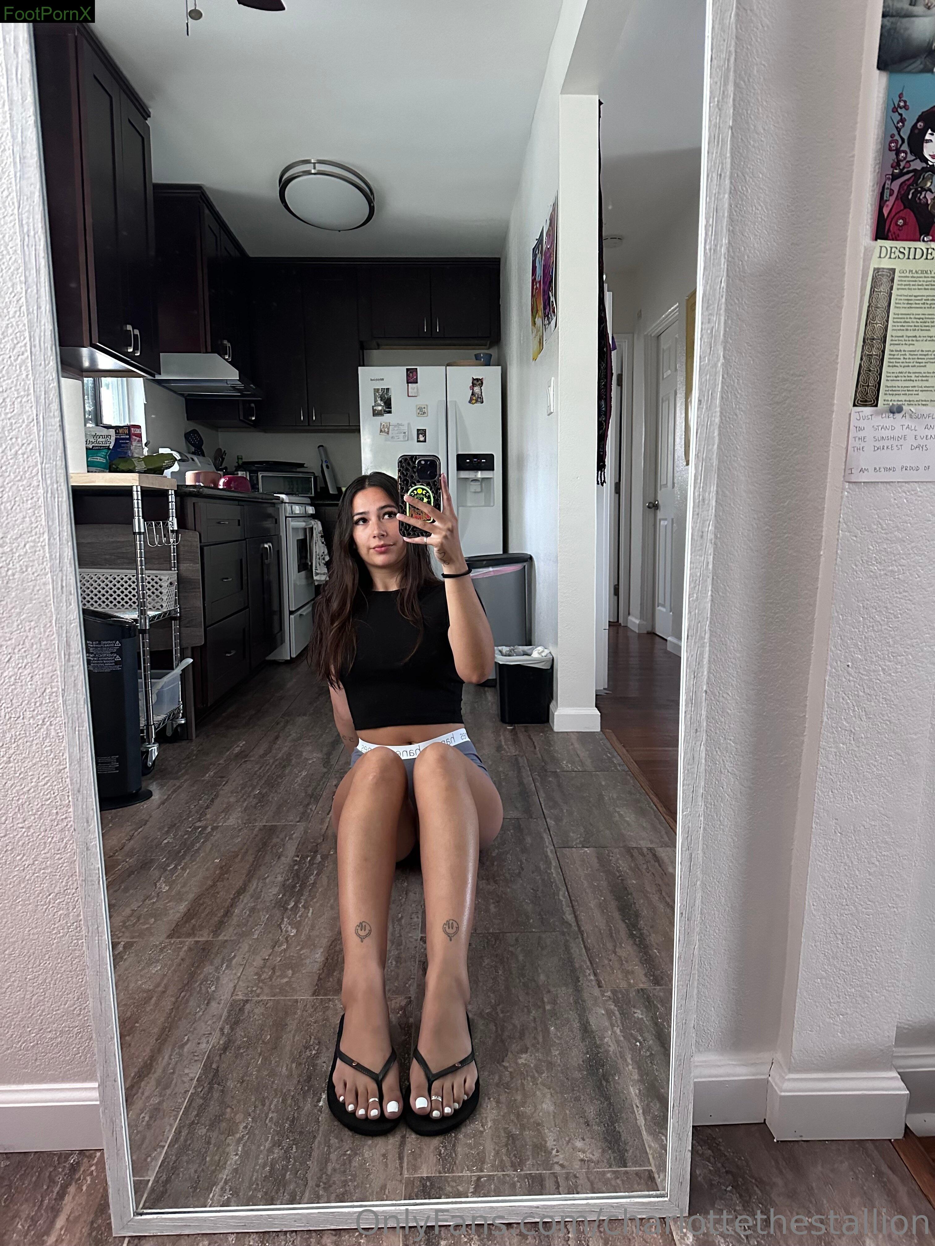 charlottethestallion feet