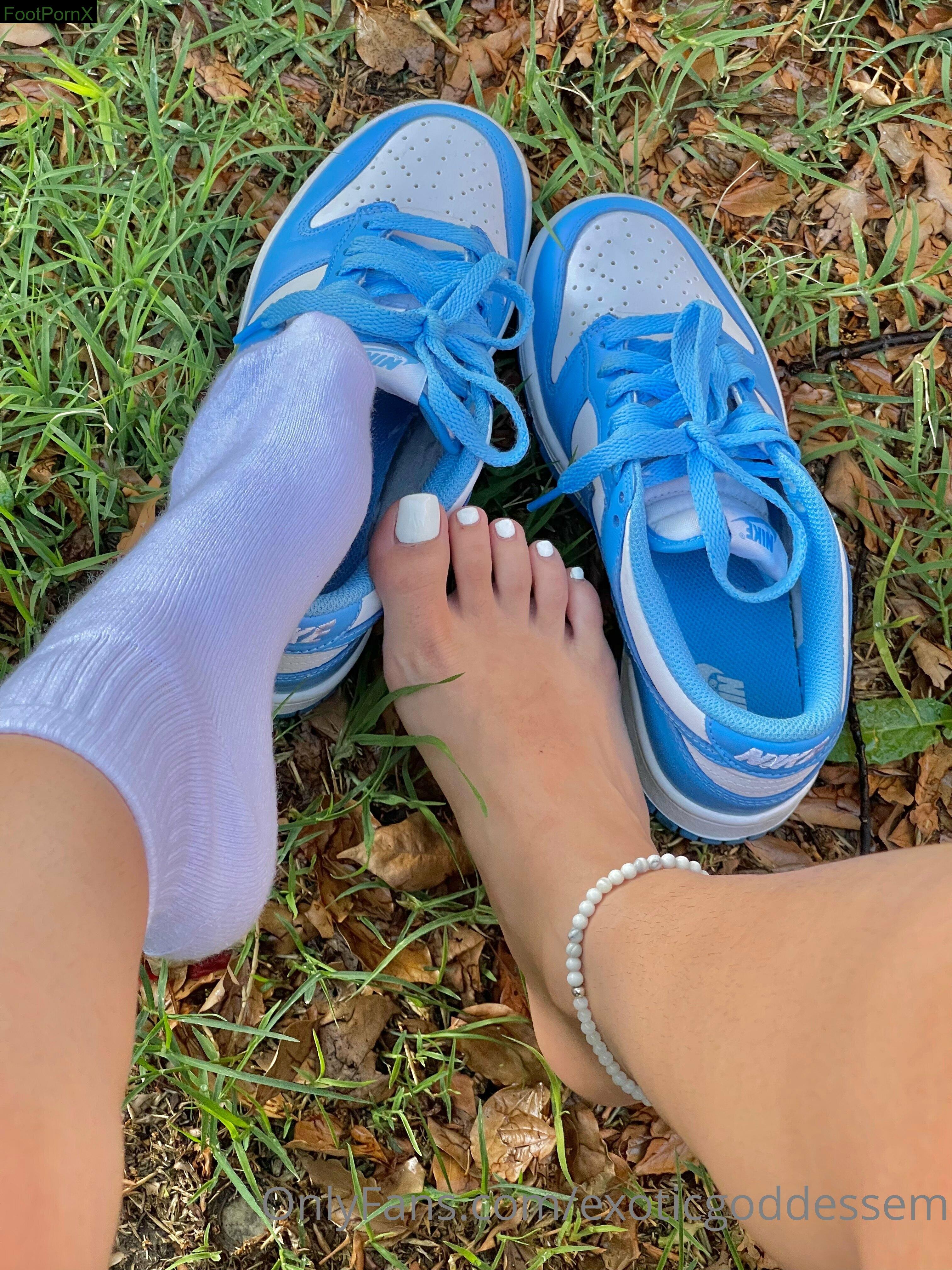 exoticgoddessem feet