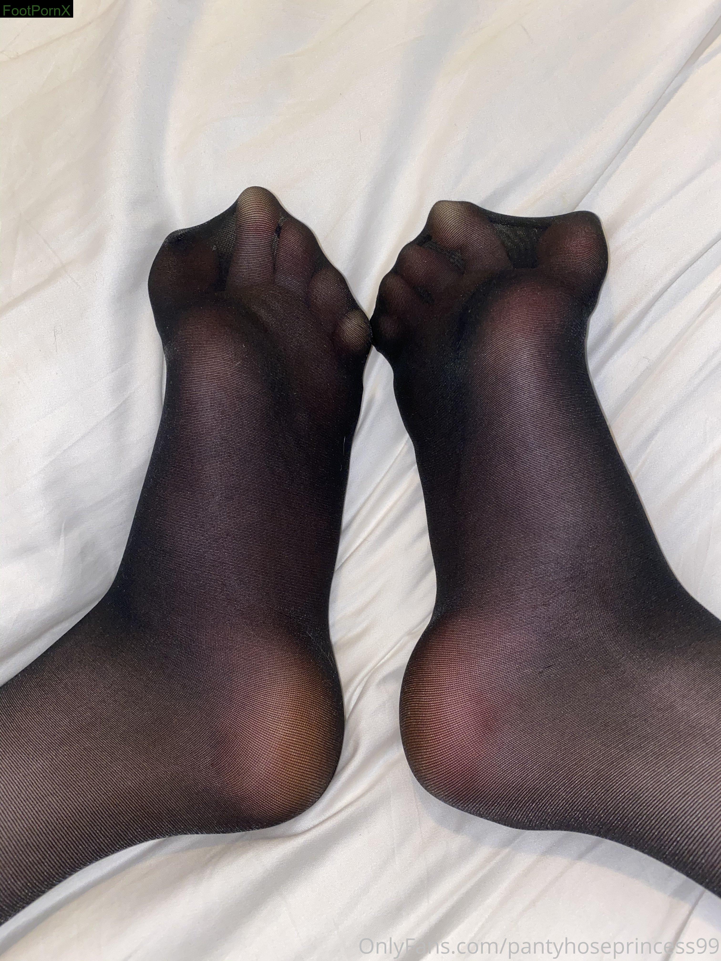 pantyhose_princess99 feet