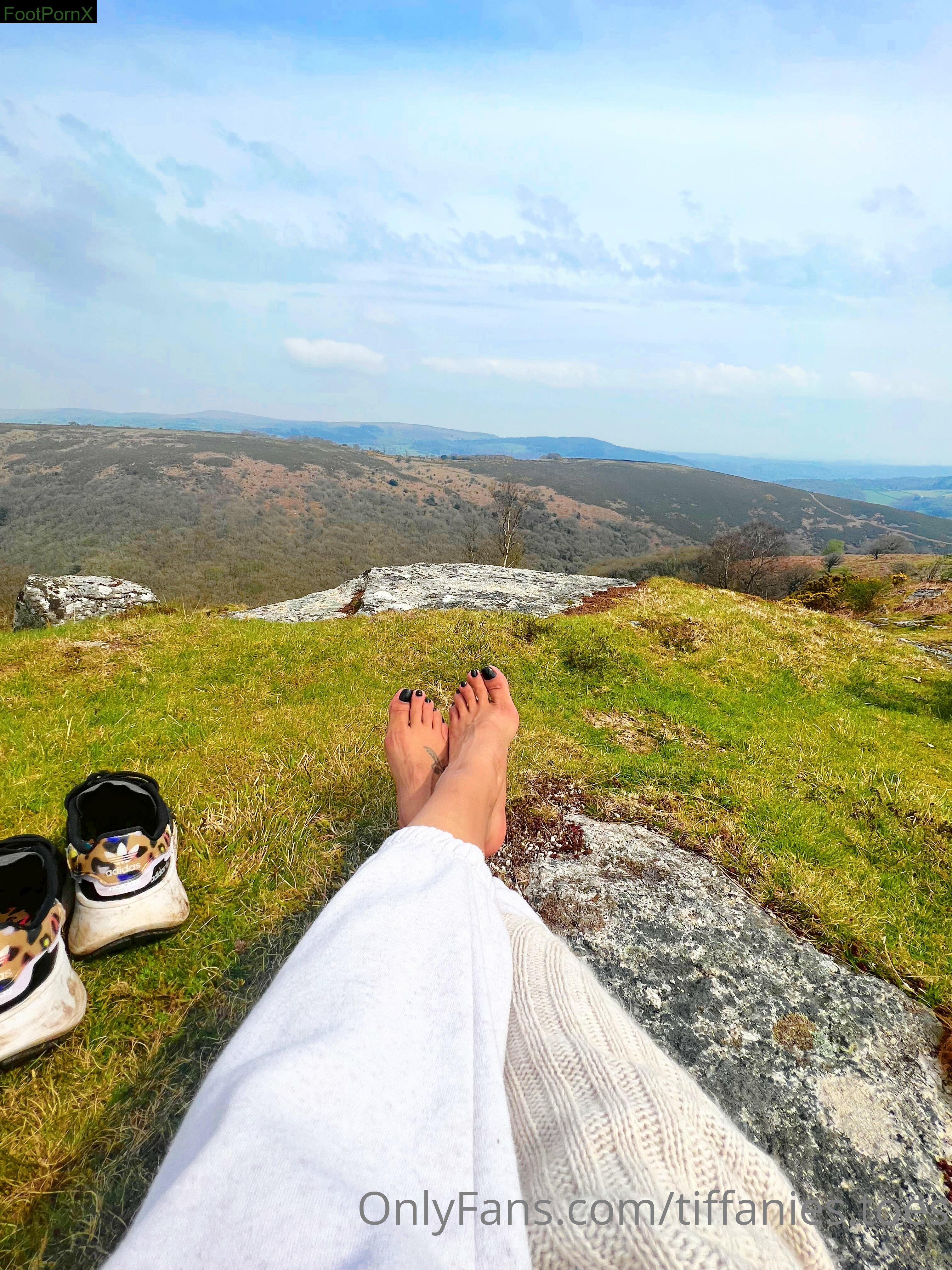 tiffanies.toes feet