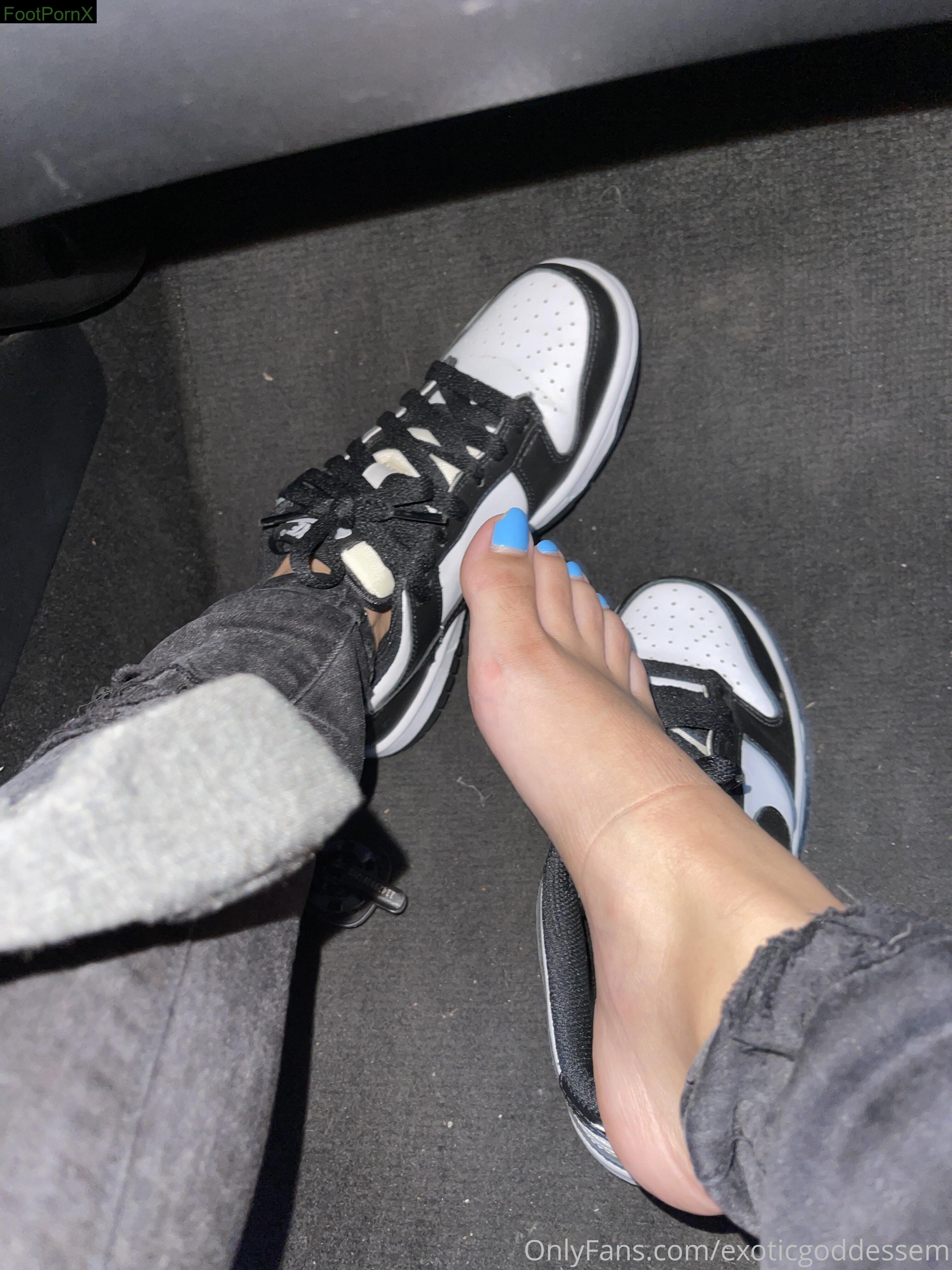 exoticgoddessem feet