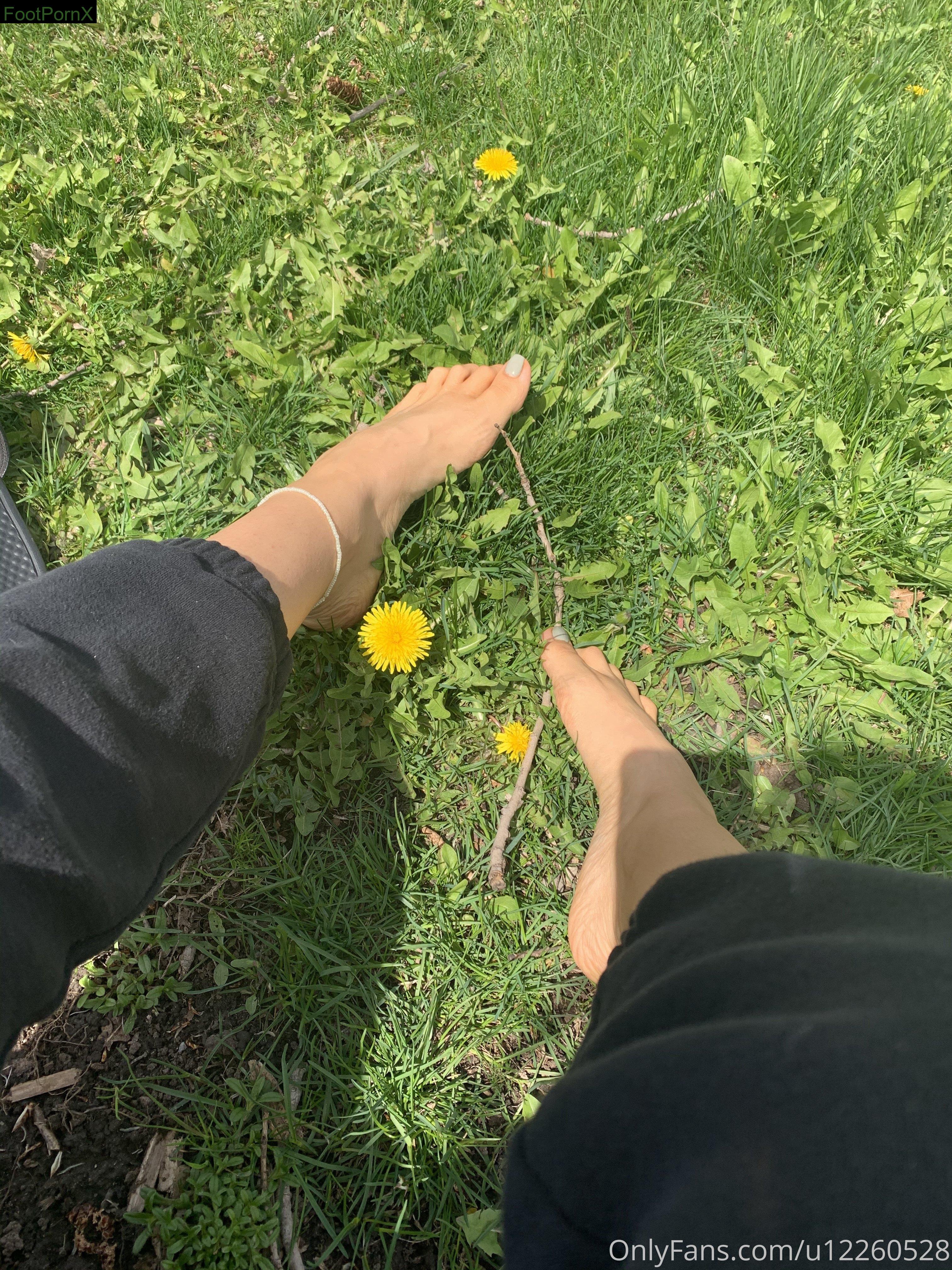 amberskyetoesies feet