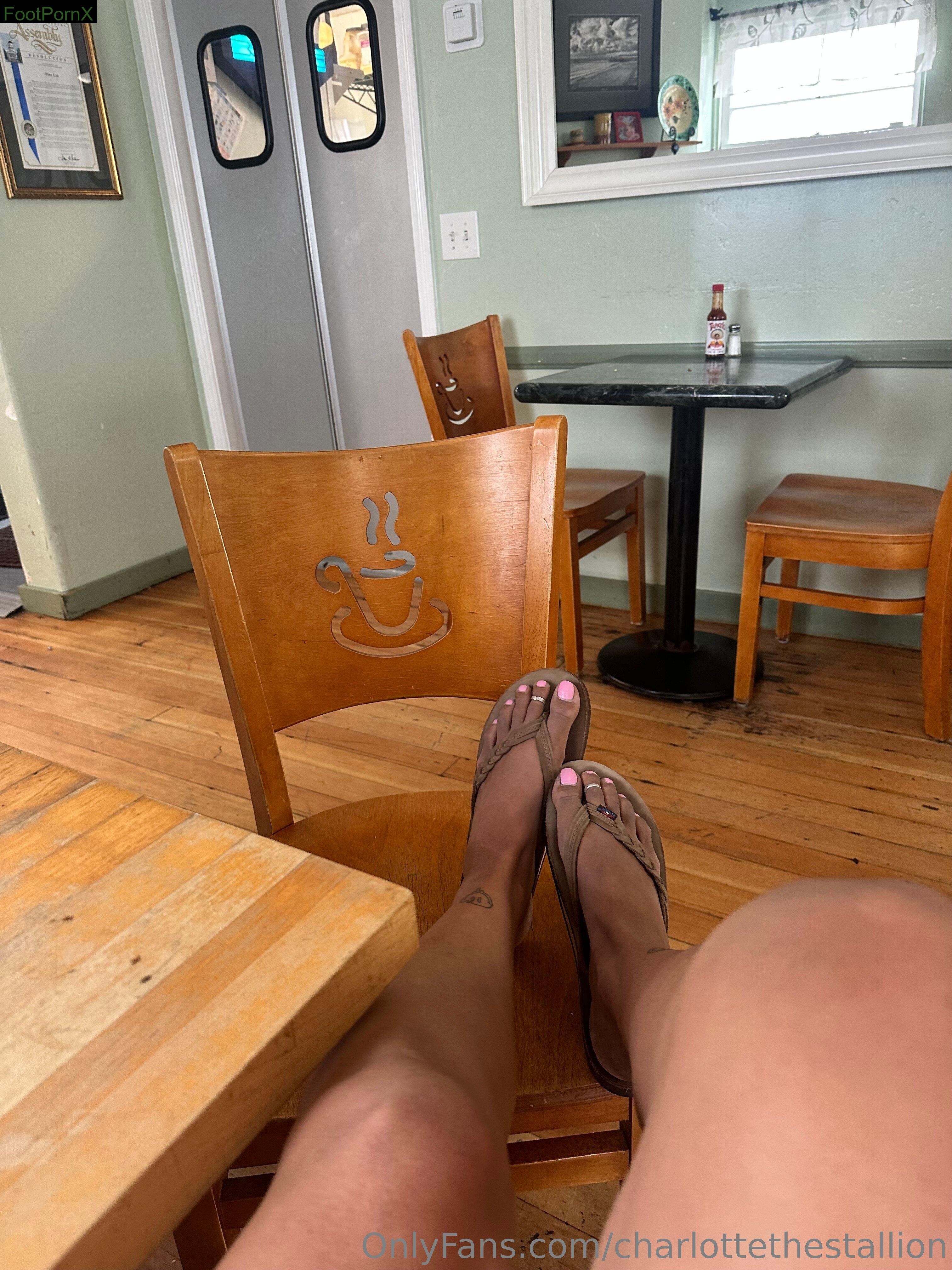 charlottethestallion feet