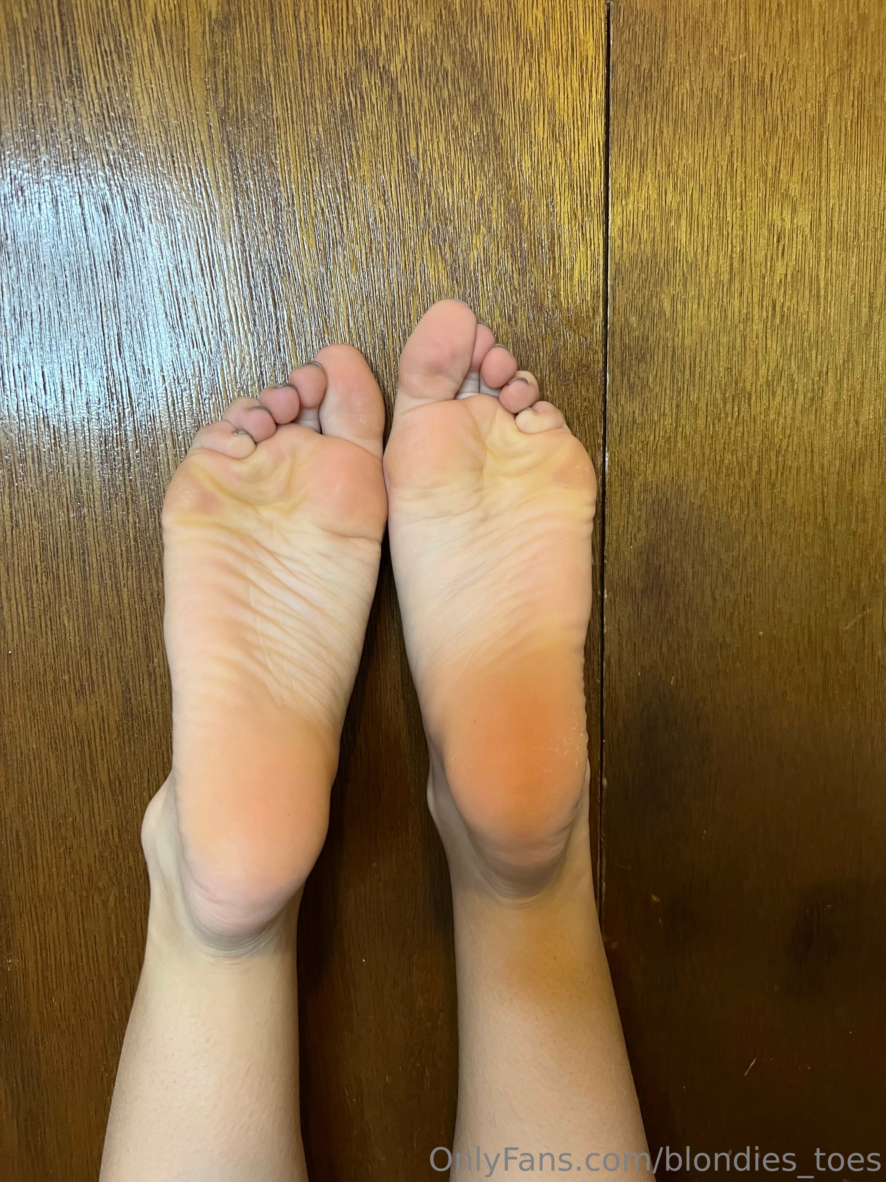 brees_feet1 feet