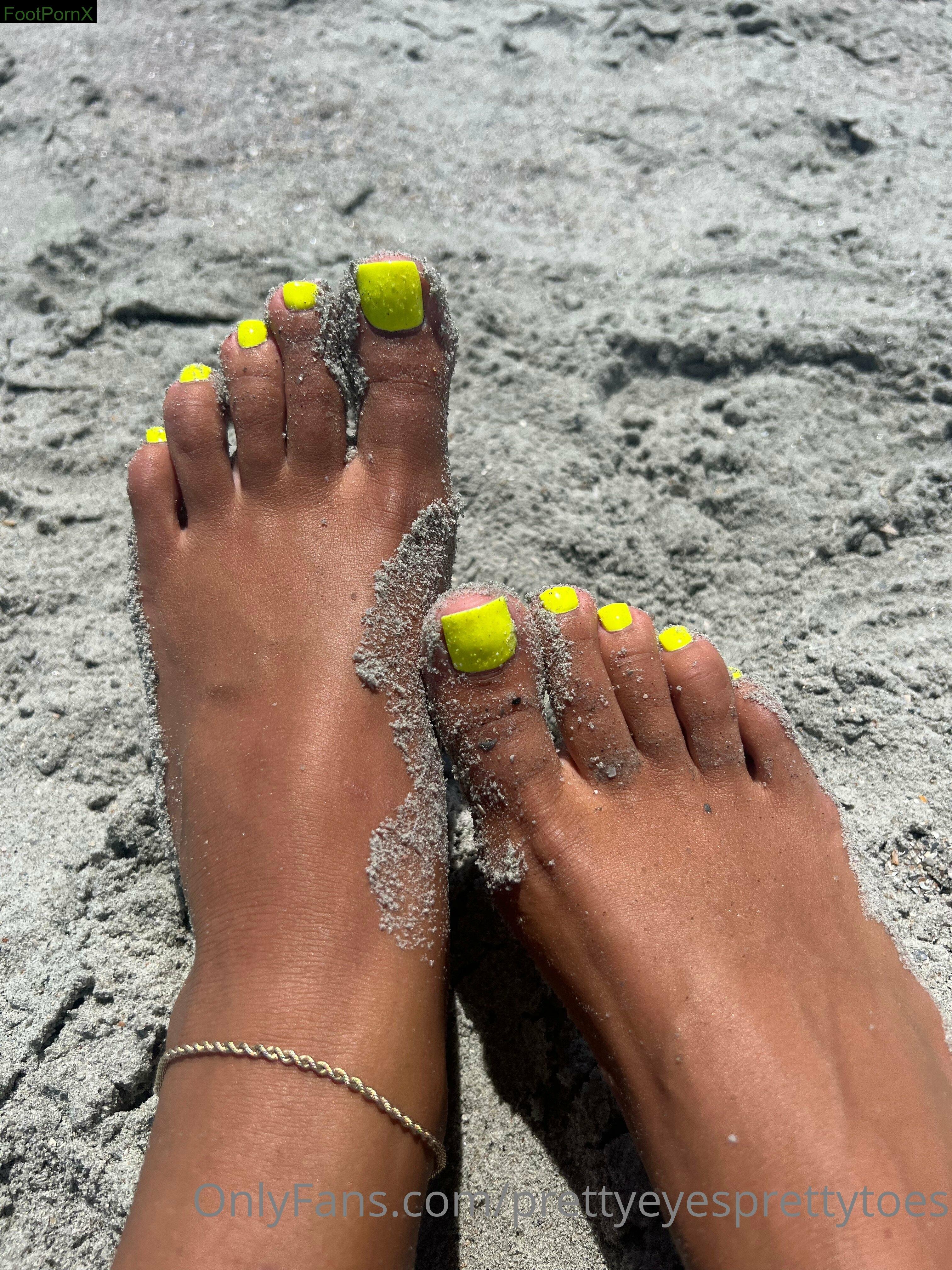 prettyeyesprettytoes feet