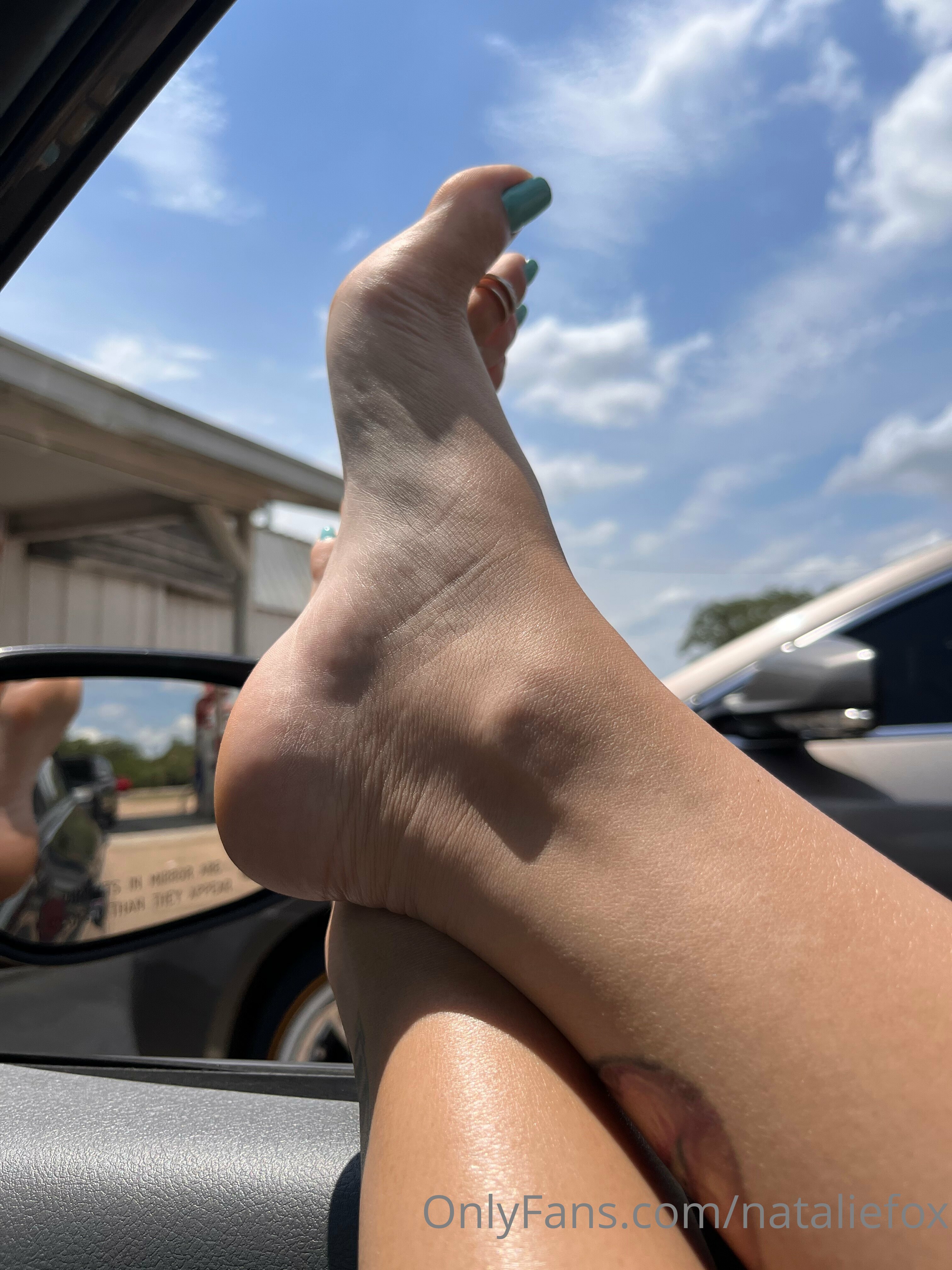 nataliefox feet