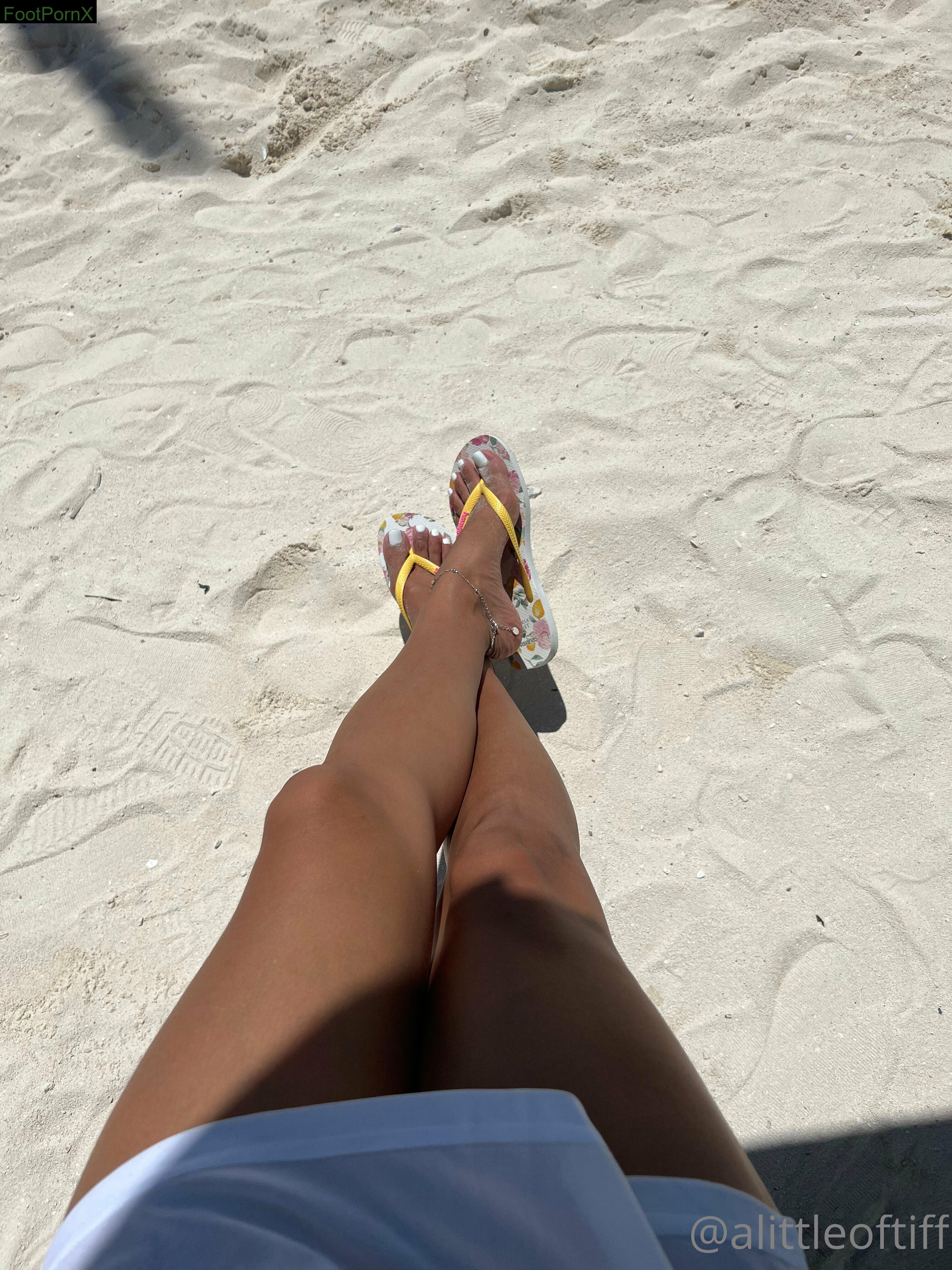 alittleoftiff feet