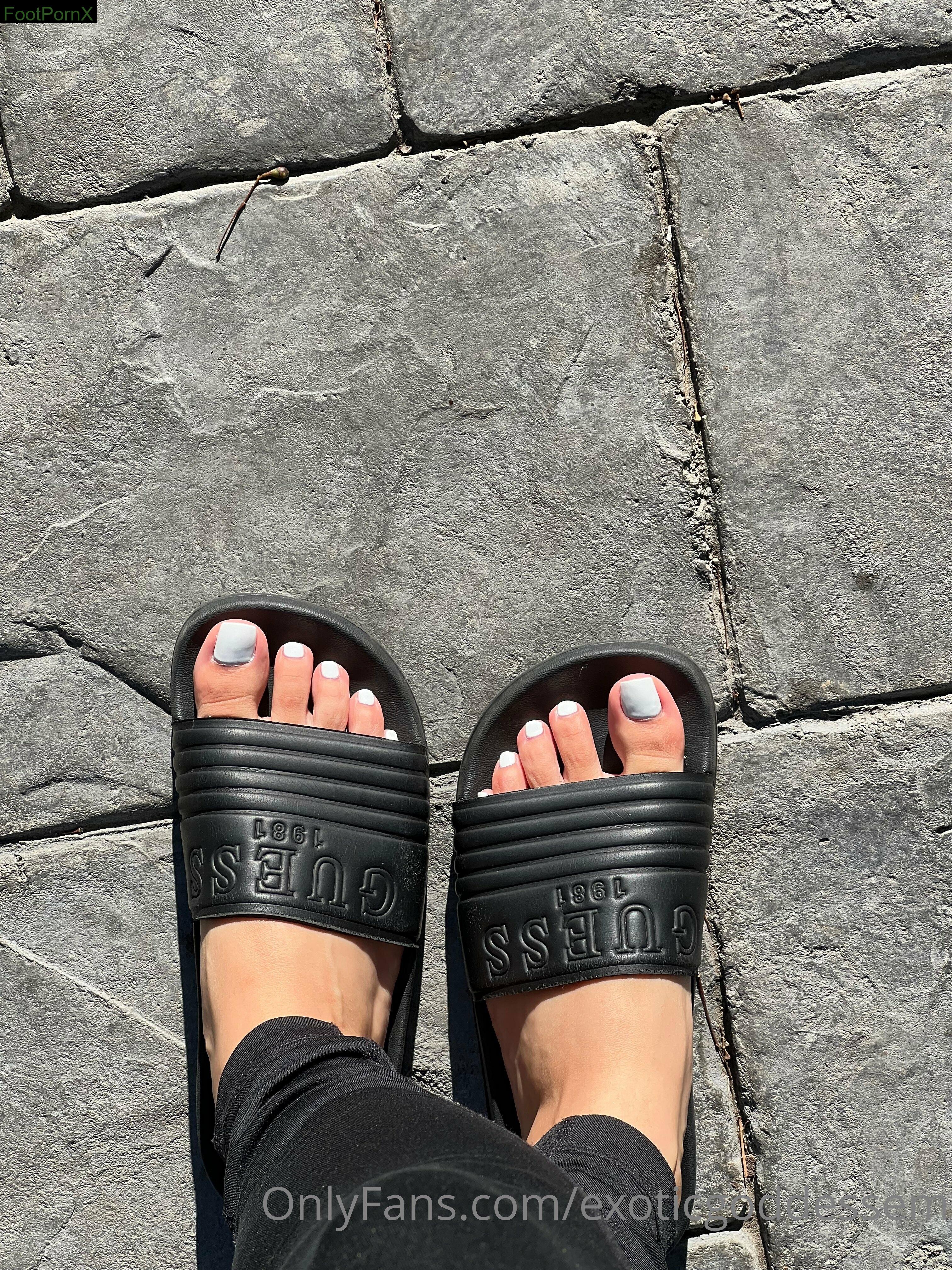 exoticgoddessem feet