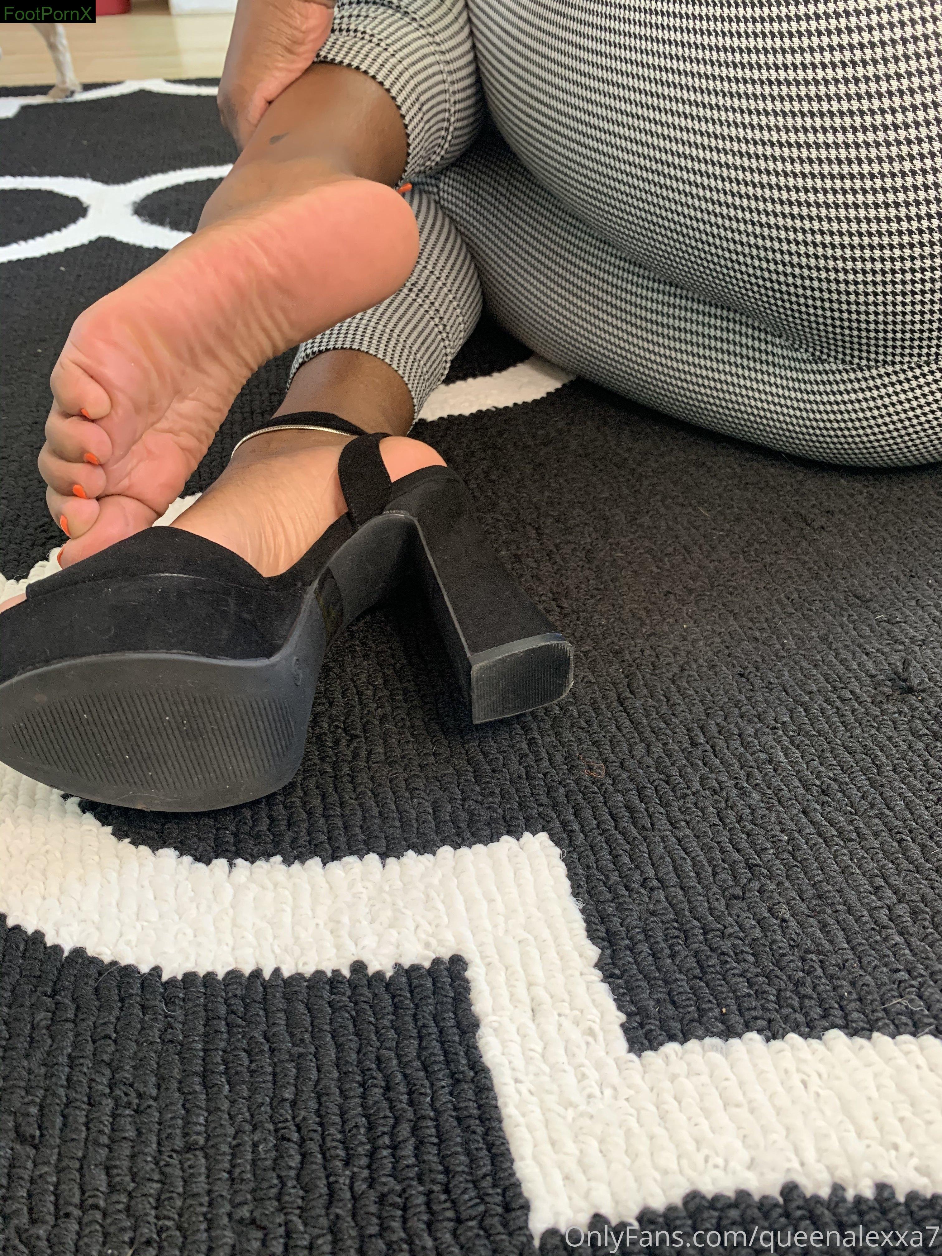 empressalexxa feet