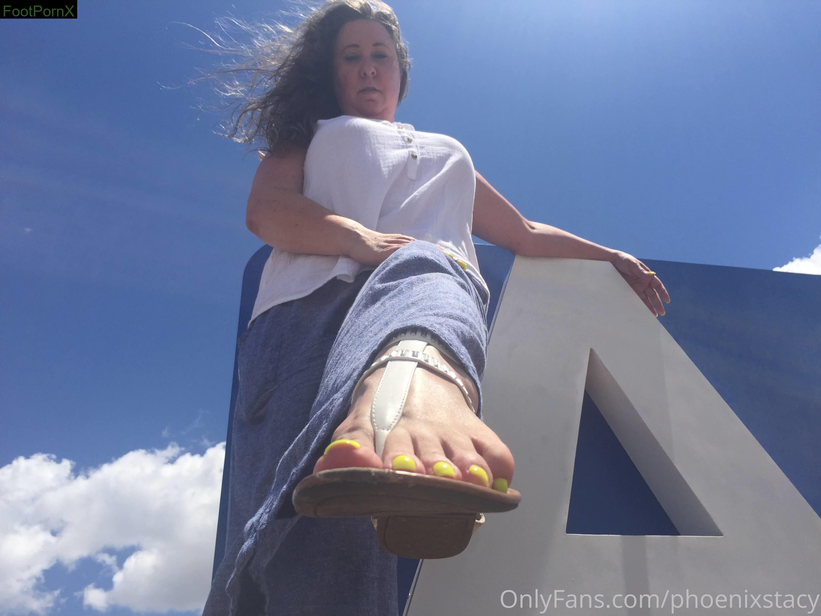 phoenixstacy feet