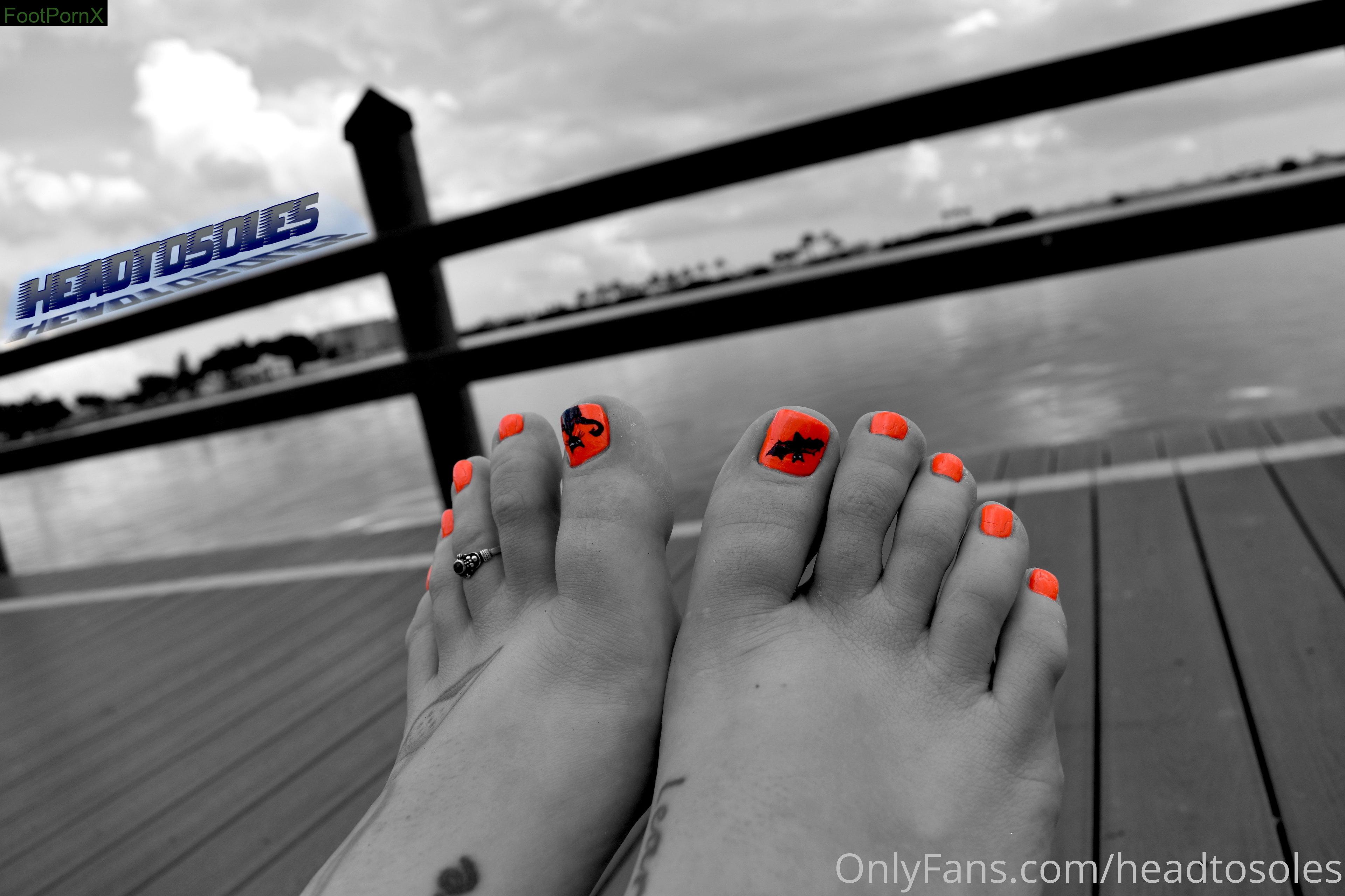 headtosoles feet