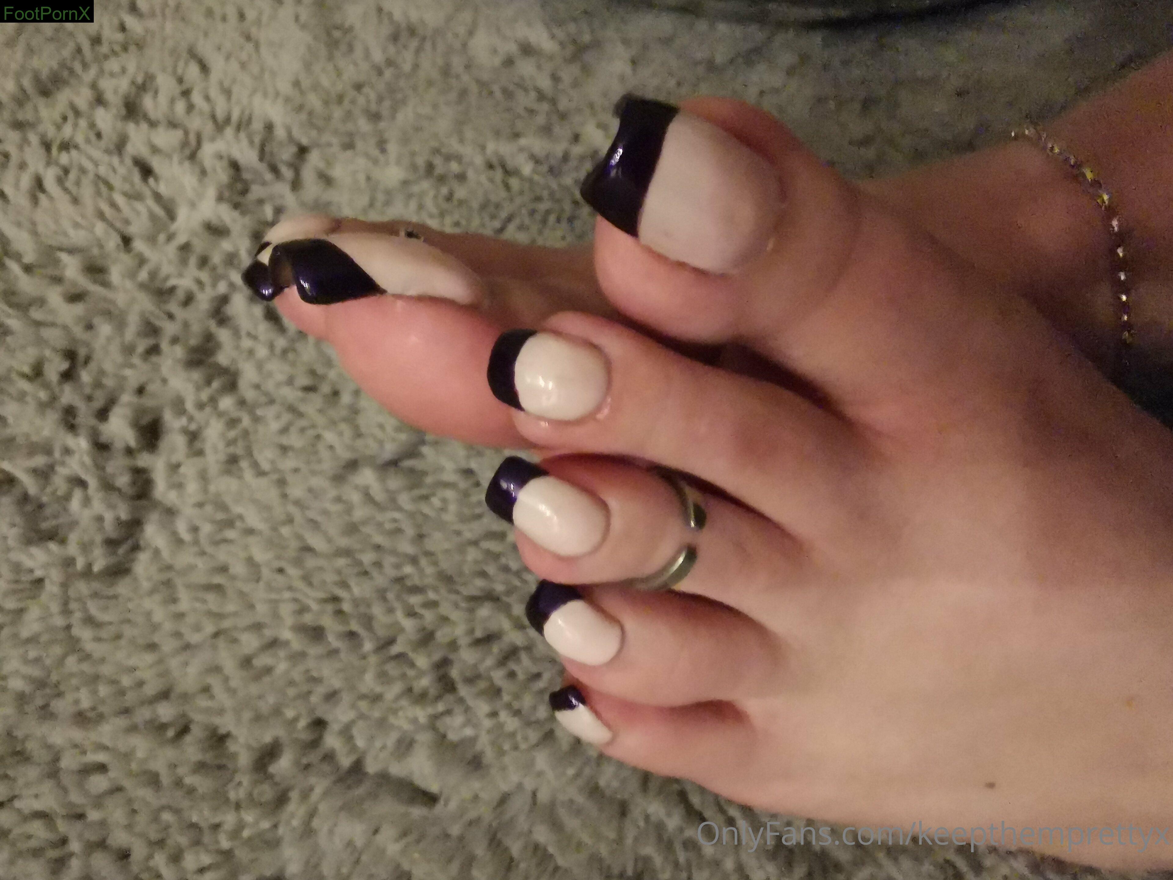 keepthemprettyx feet