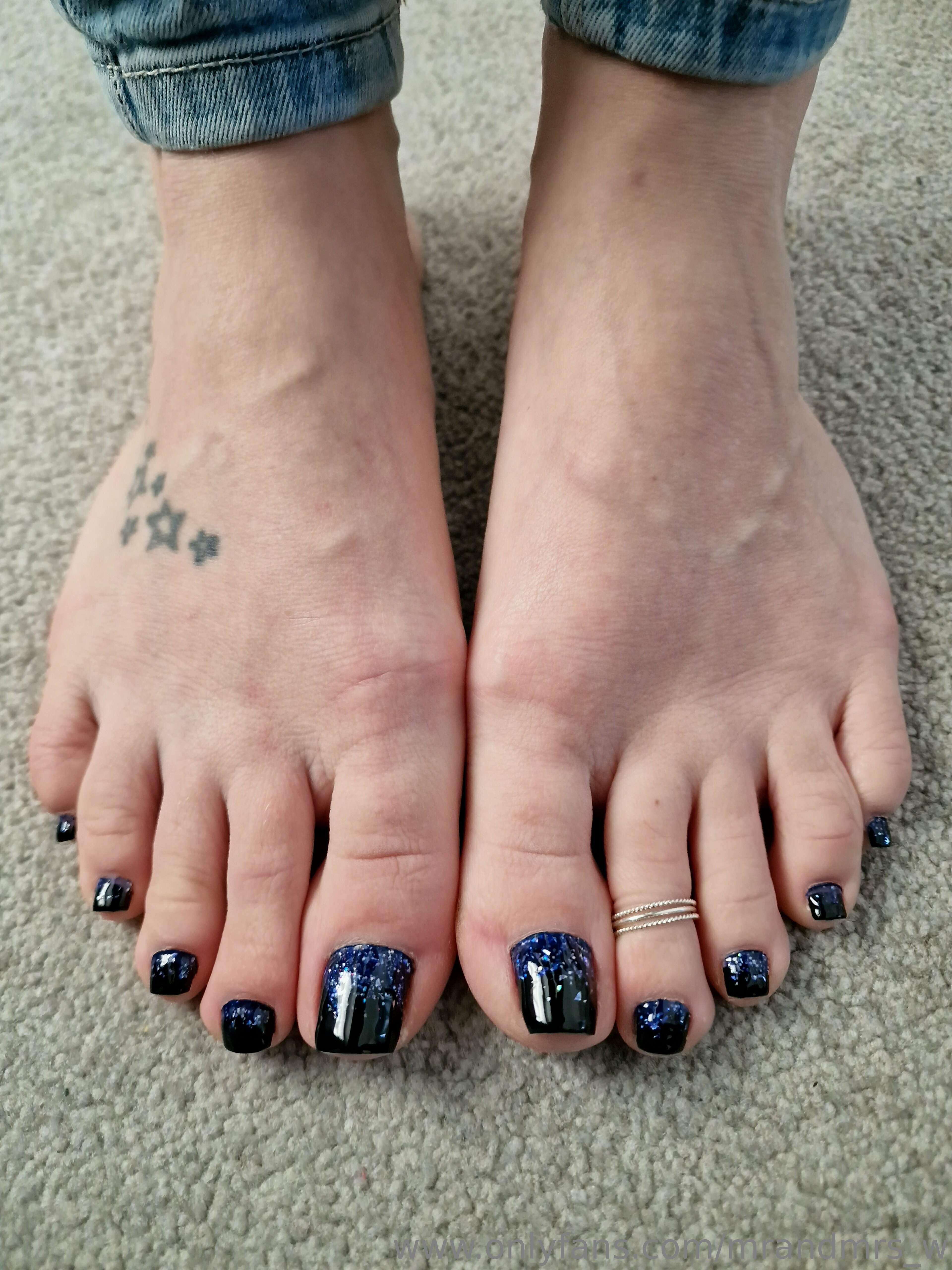 mrandmrs_w feet