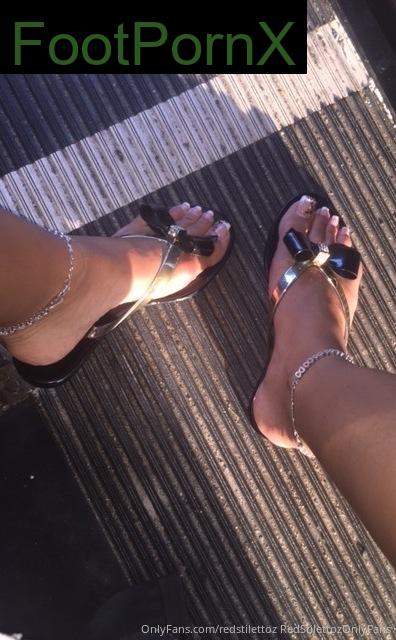 redstilettoz feet