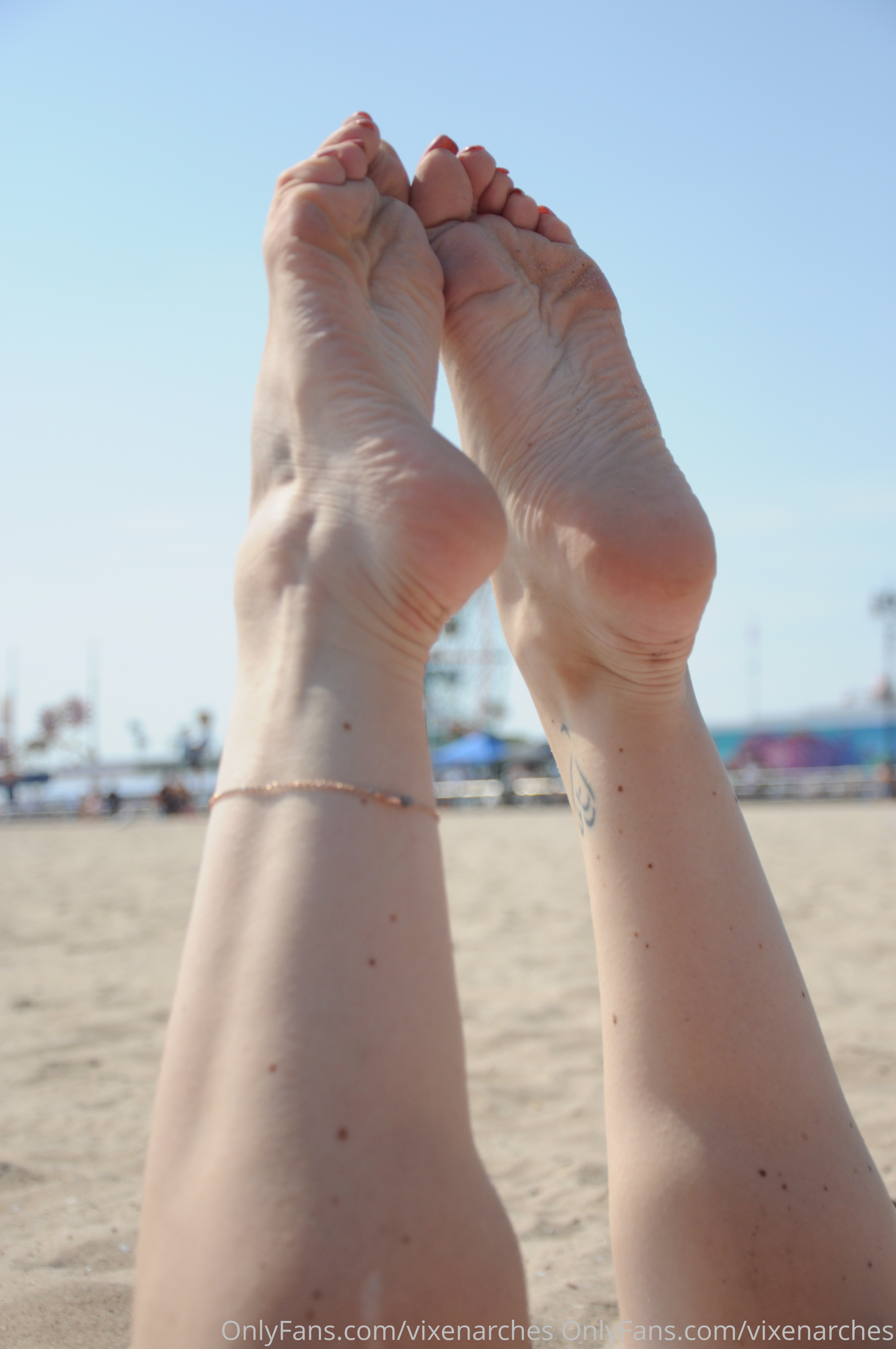 vixenarches feet