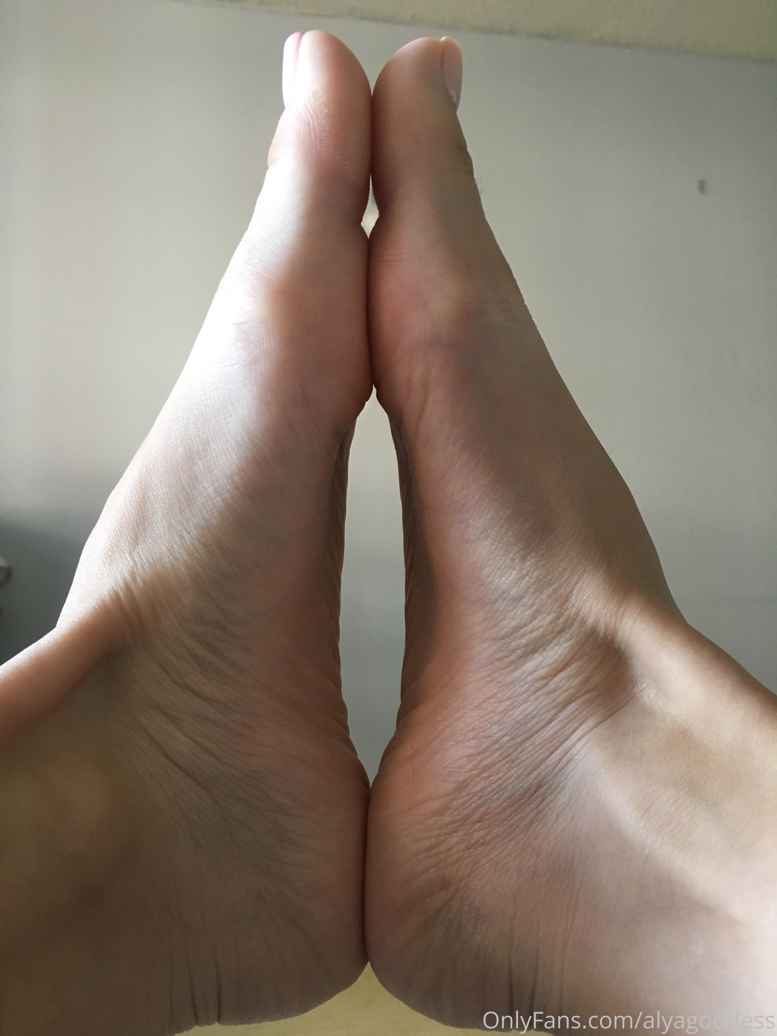 alyagoddess feet