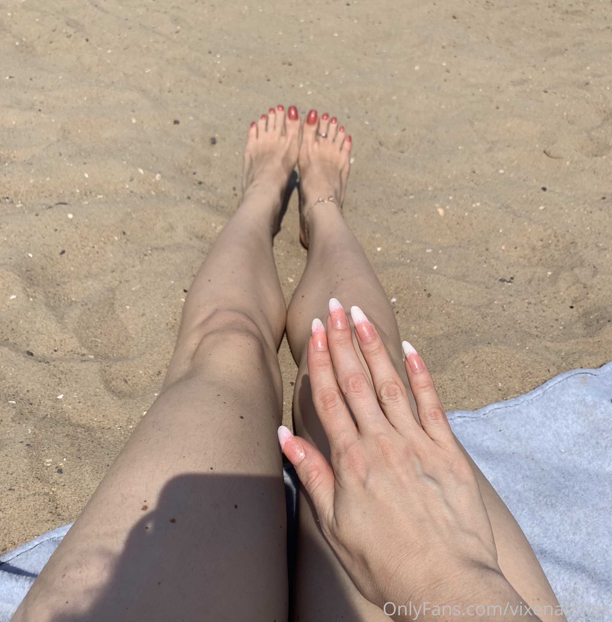 vixenarches feet