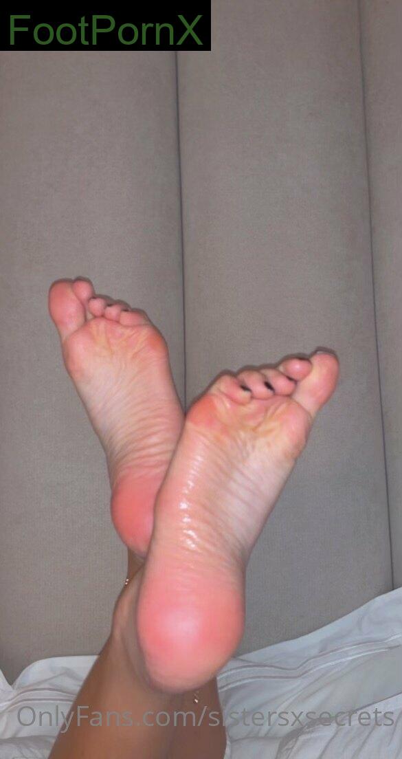 sistersxsecrets feet