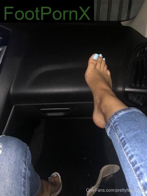 PrettyFeetParis feet