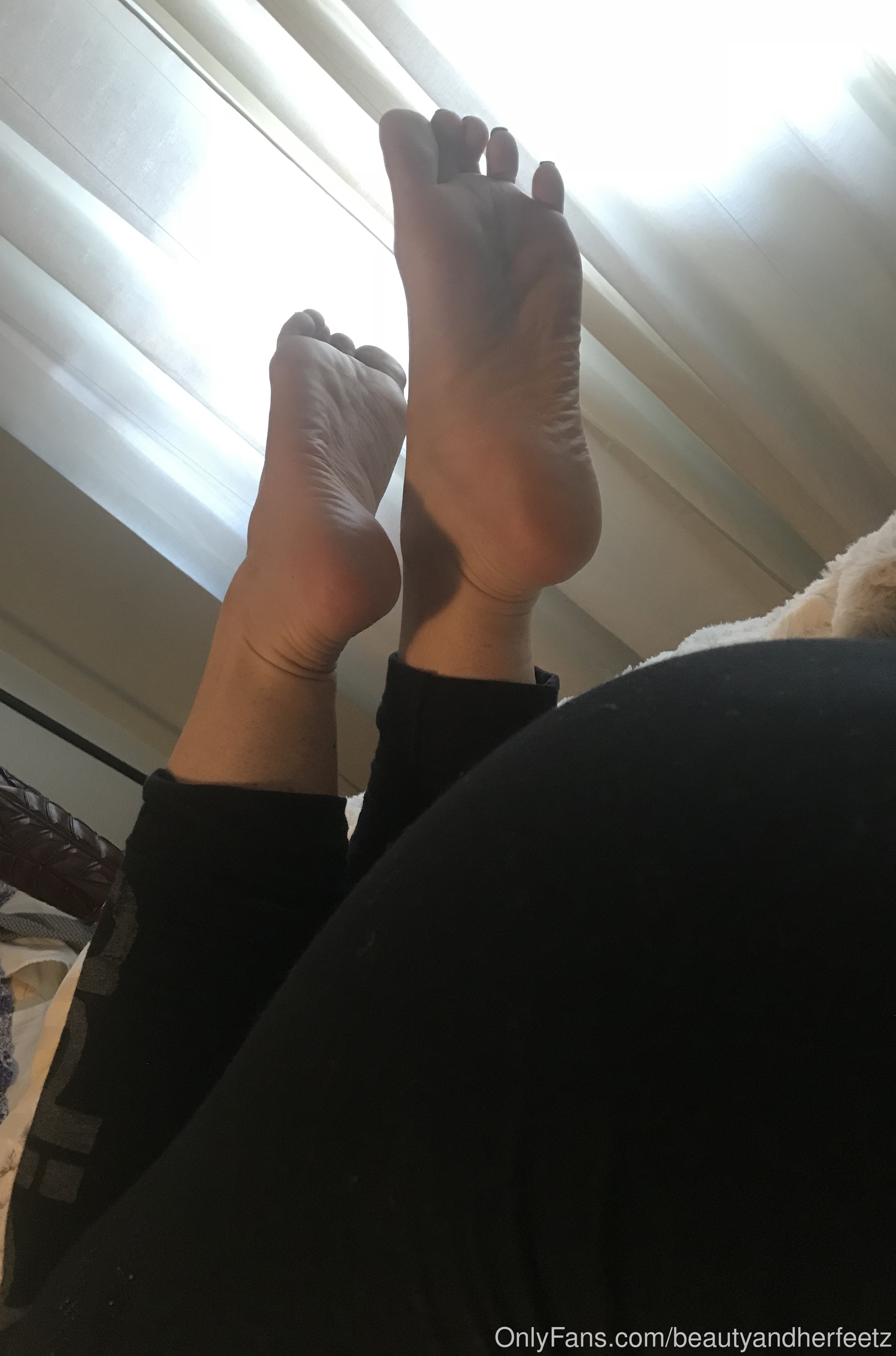 beautyandherfeetz feet