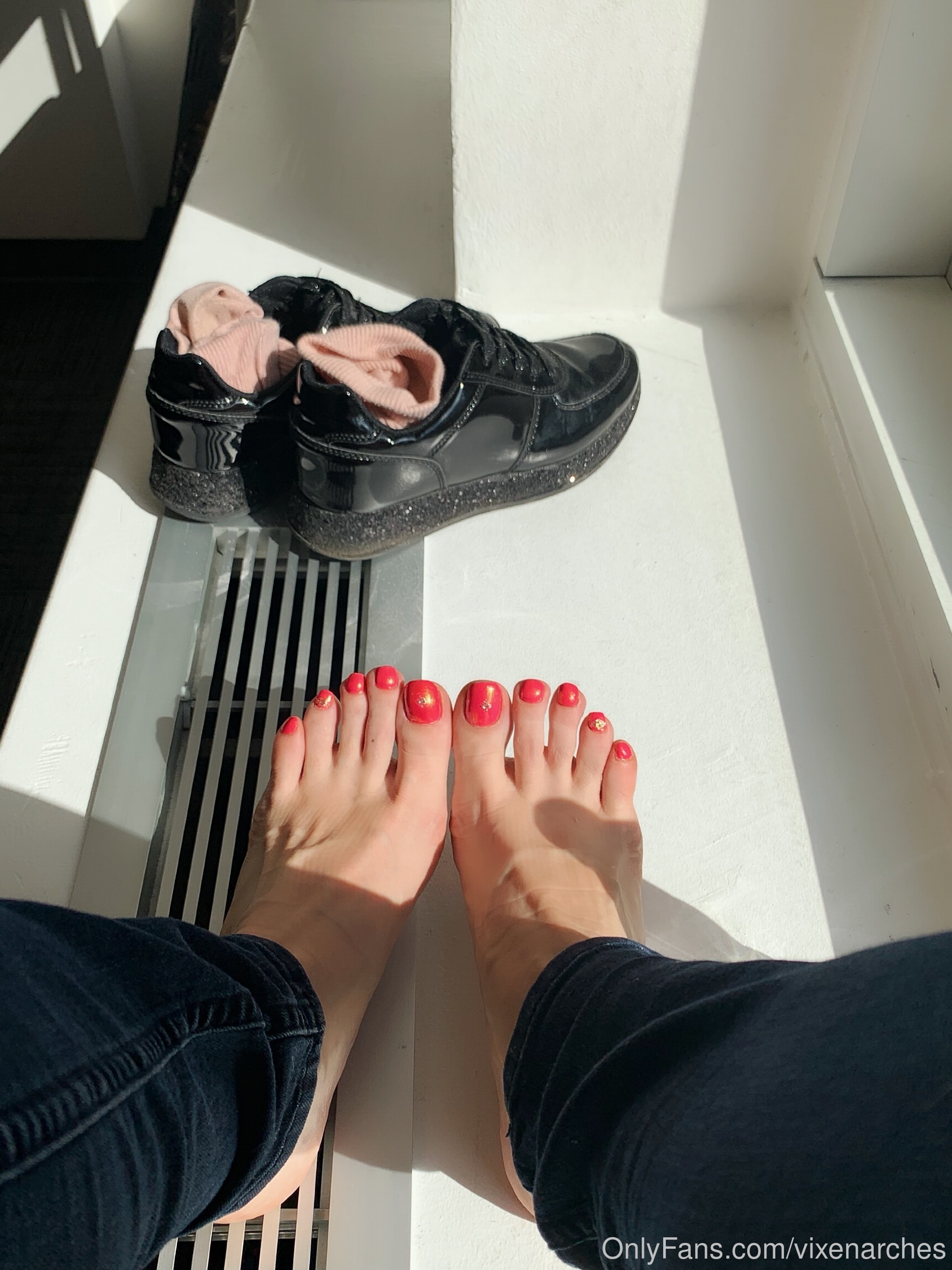 vixenarches feet