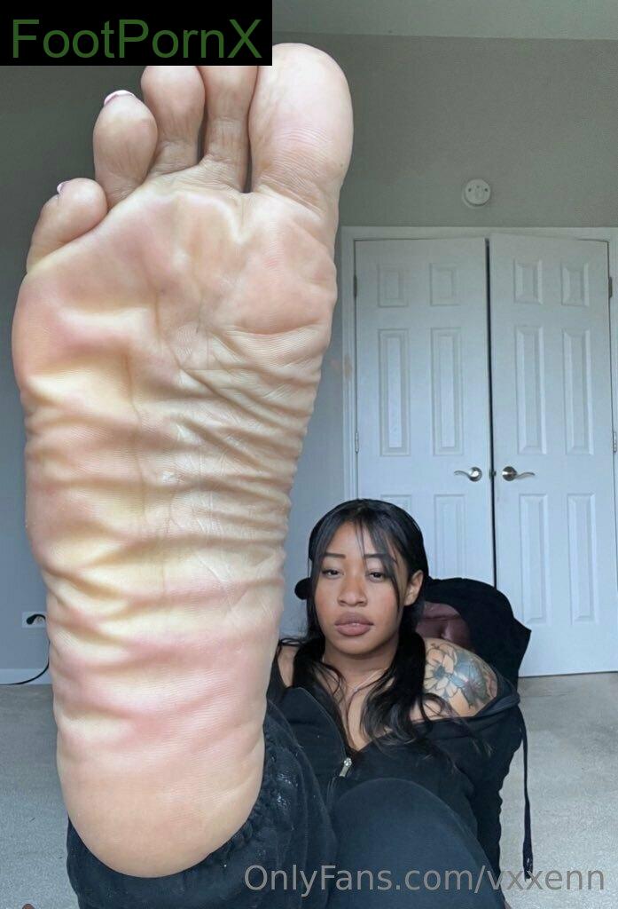 vxxenn feet